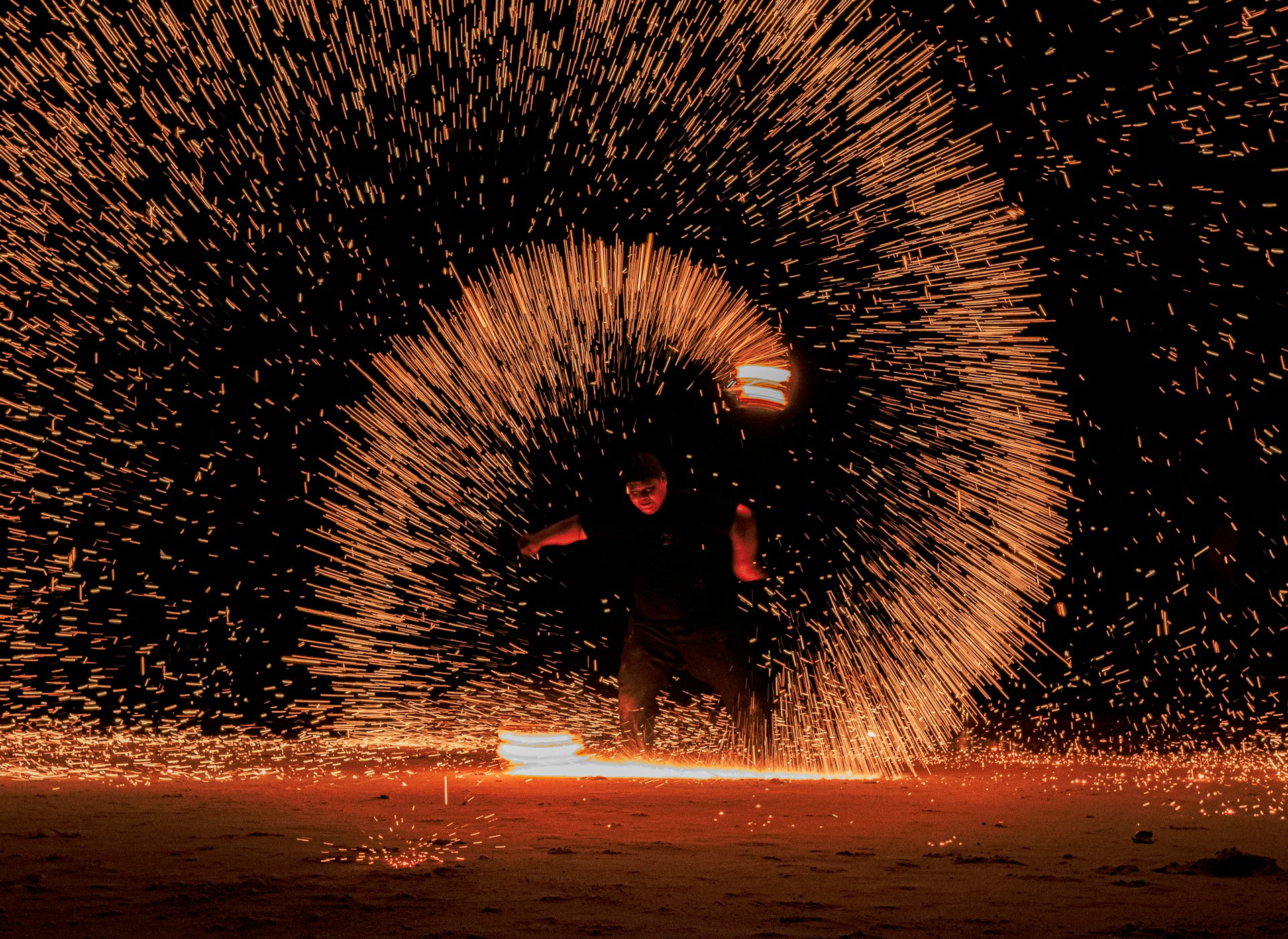 gray computer monitor