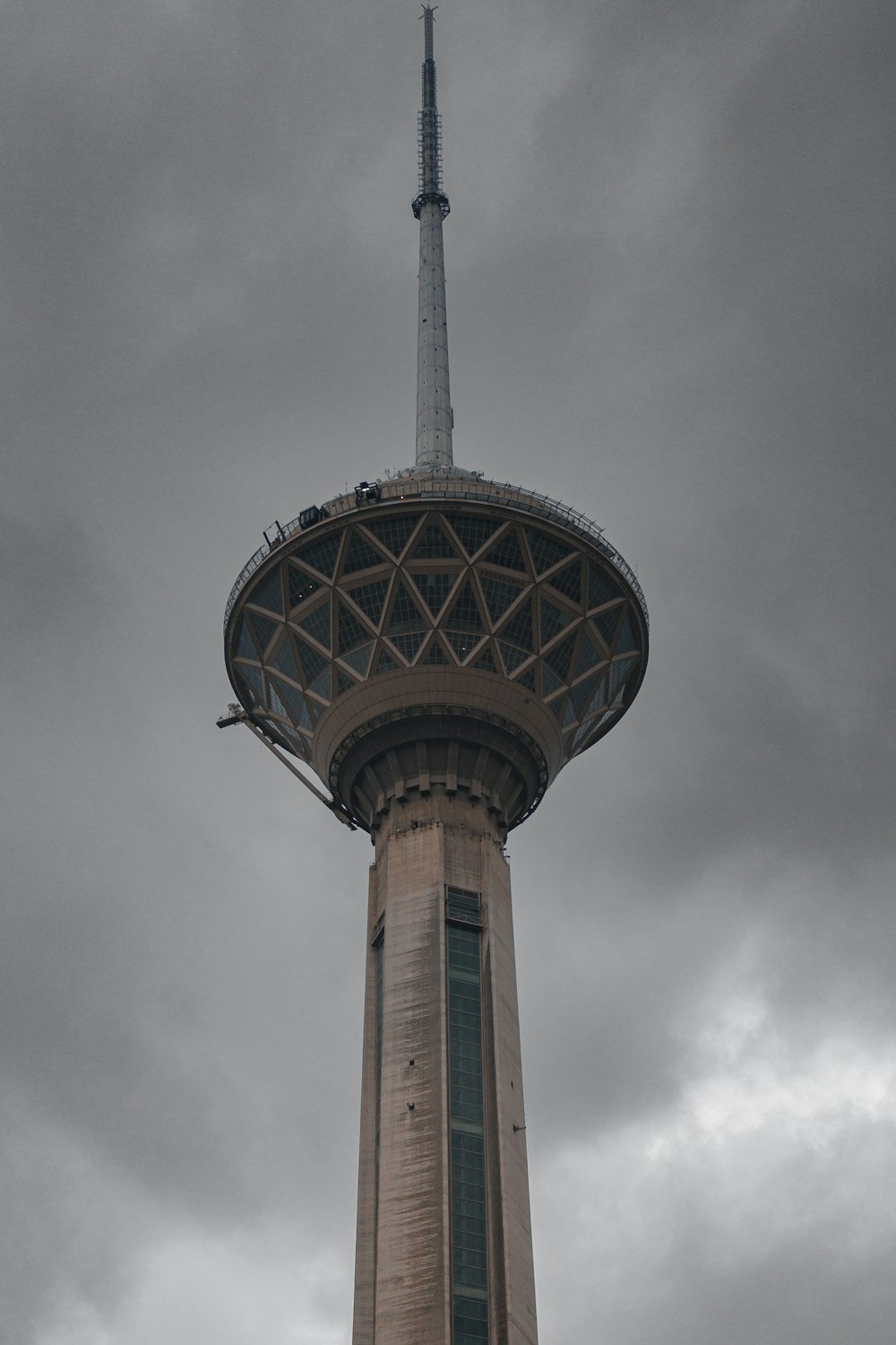 a tall tower with a sky background