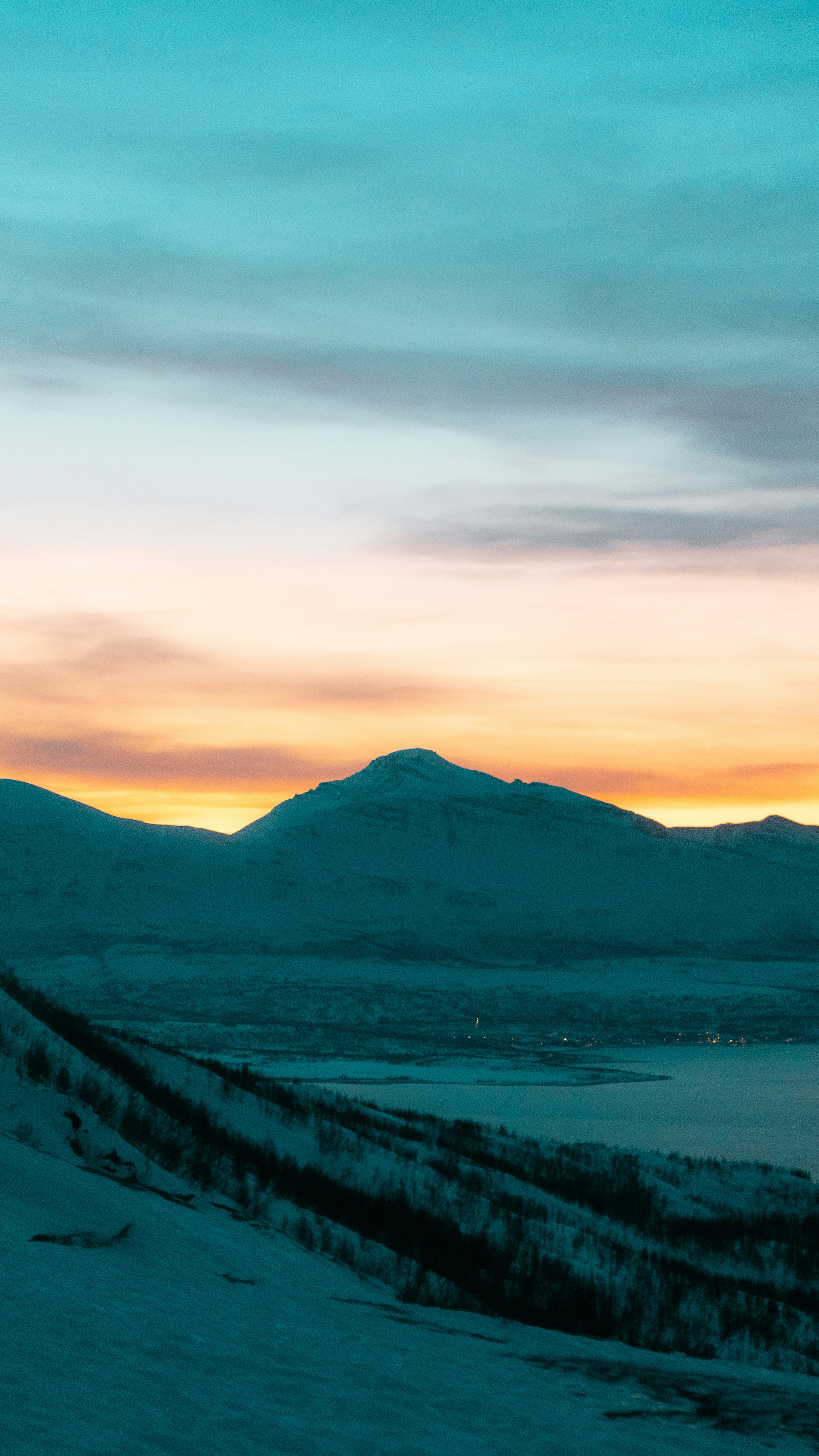 Photo by samsepiol___