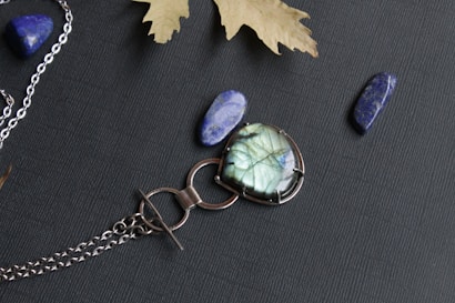 Gemstone jewellery and giftware.