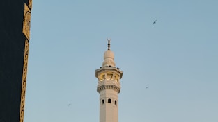 Islamic teachings mention signs that may appear