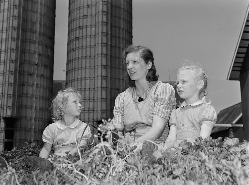 Agriculture. Women on farms.