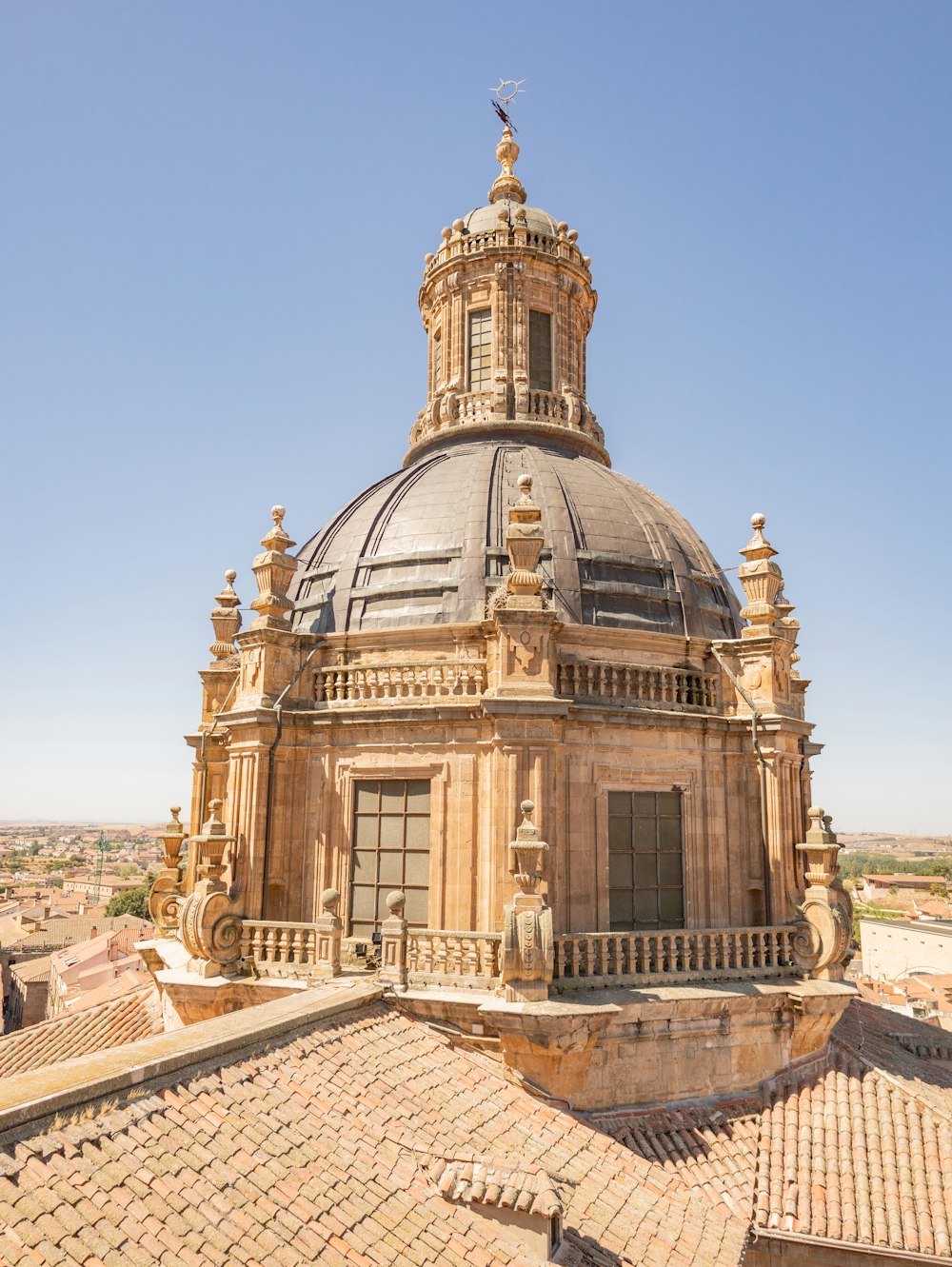 a large building with a dome on top of it