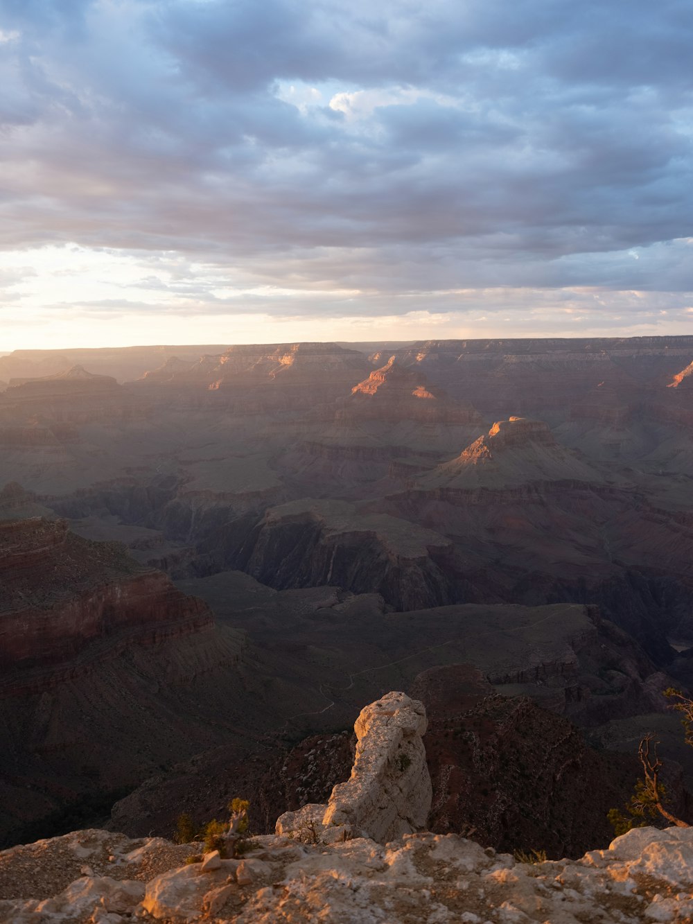 a view of the grand canyon from the top of a mountain