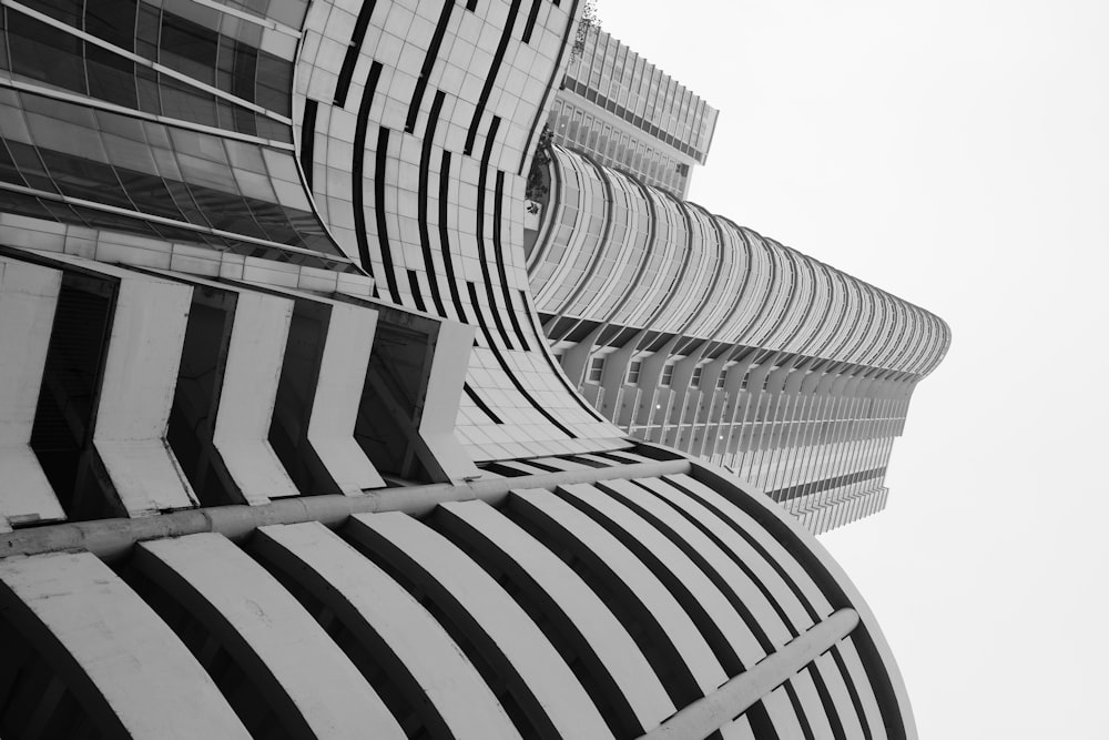 a black and white photo of a tall building