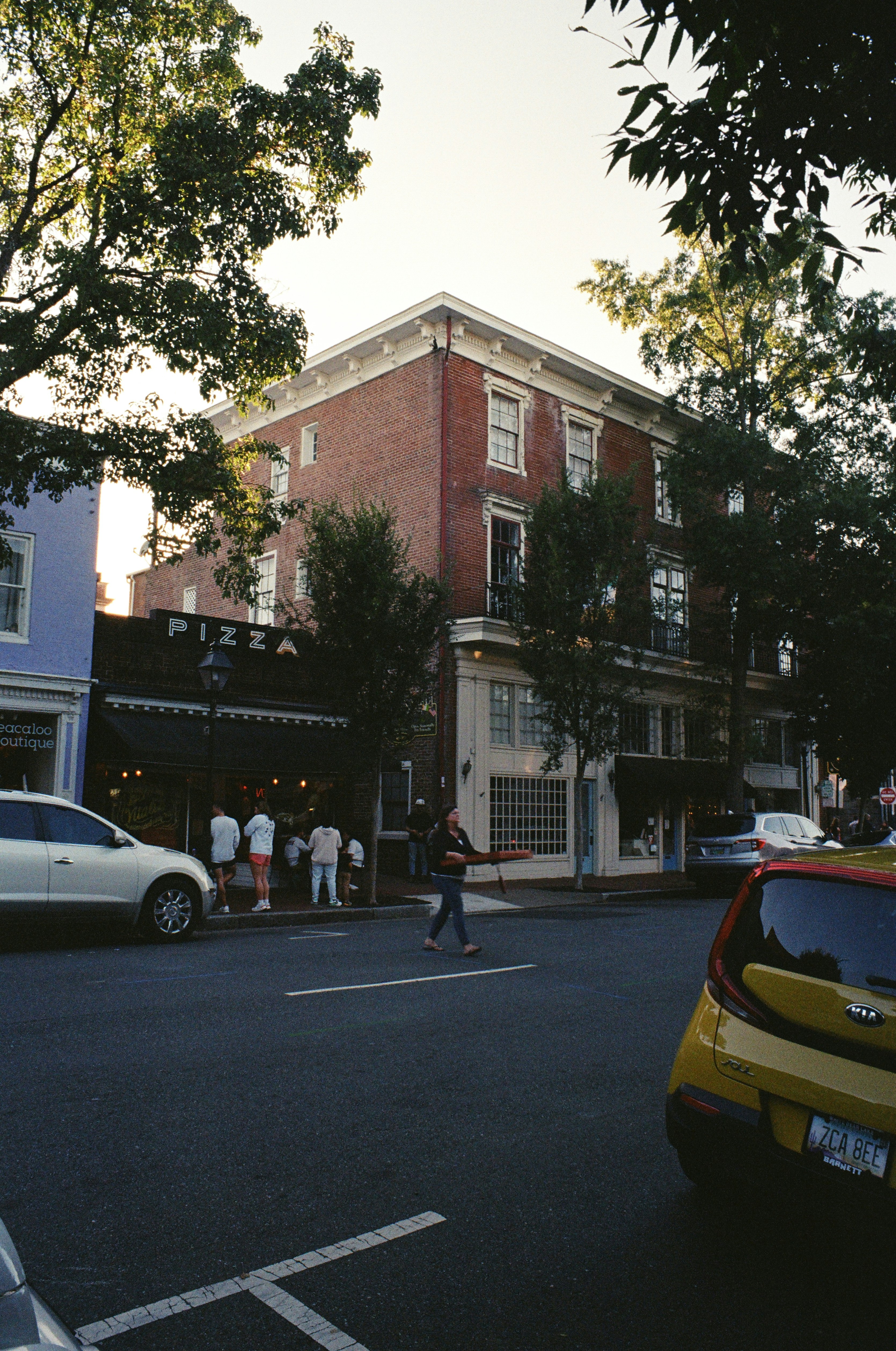 Photo by noahamorgan