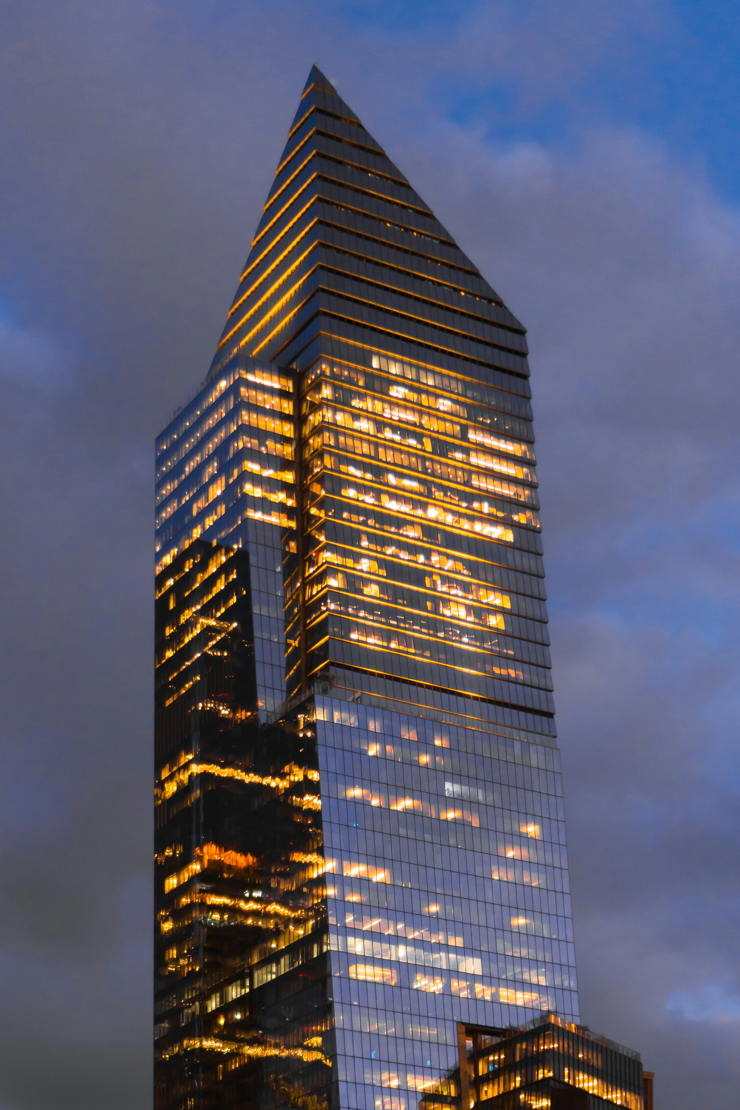 Photo by zhenyao_photo