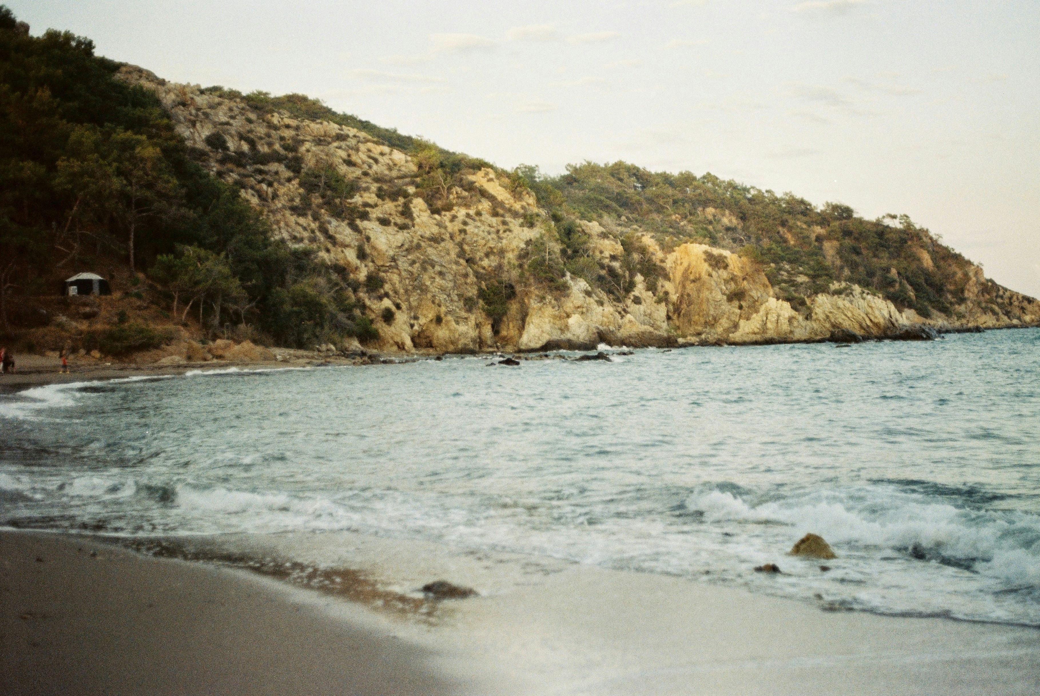 Photo by havvaylmz