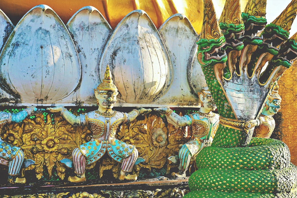 a close up of a bunch of vases on a shelf