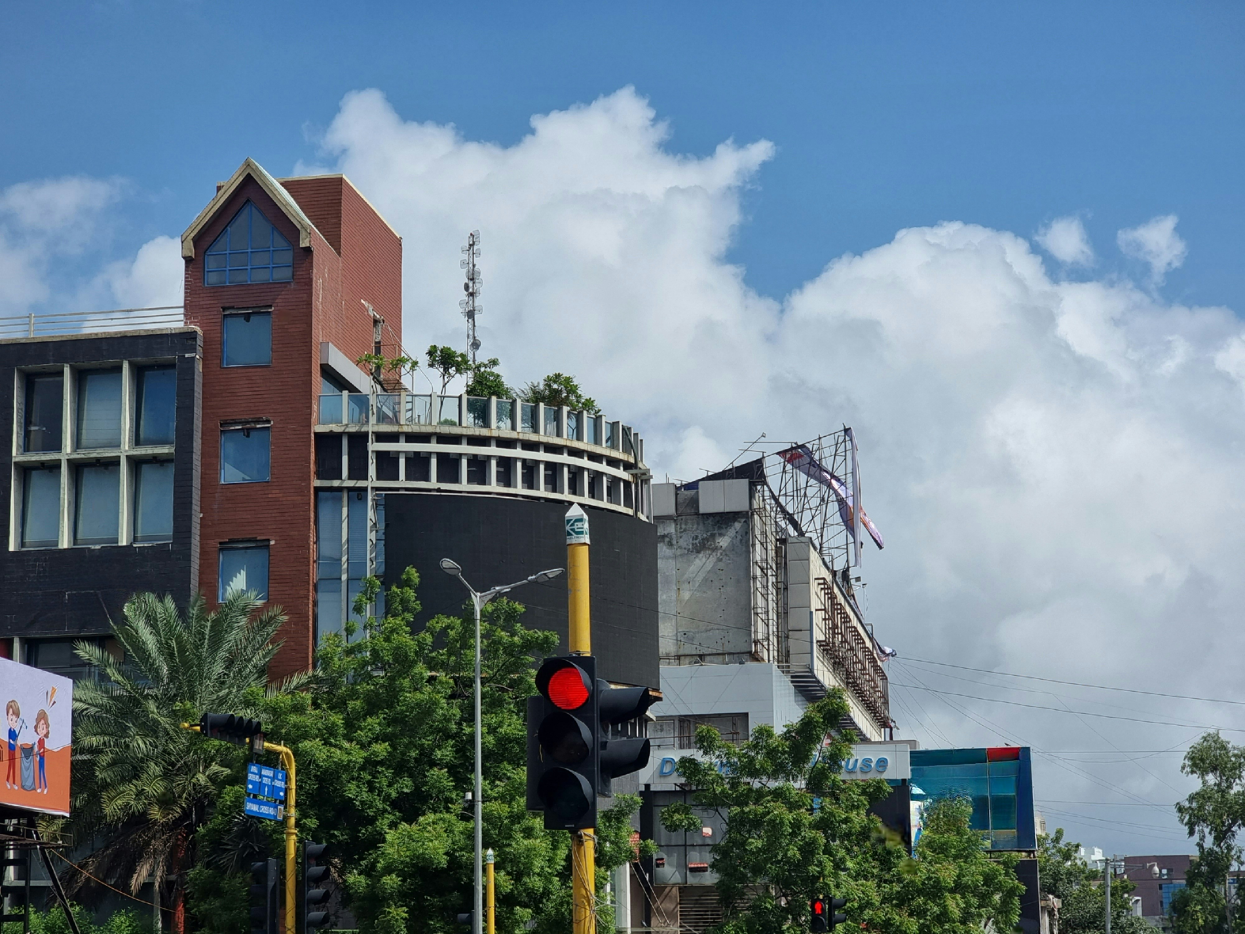 Photo by unsplash_om