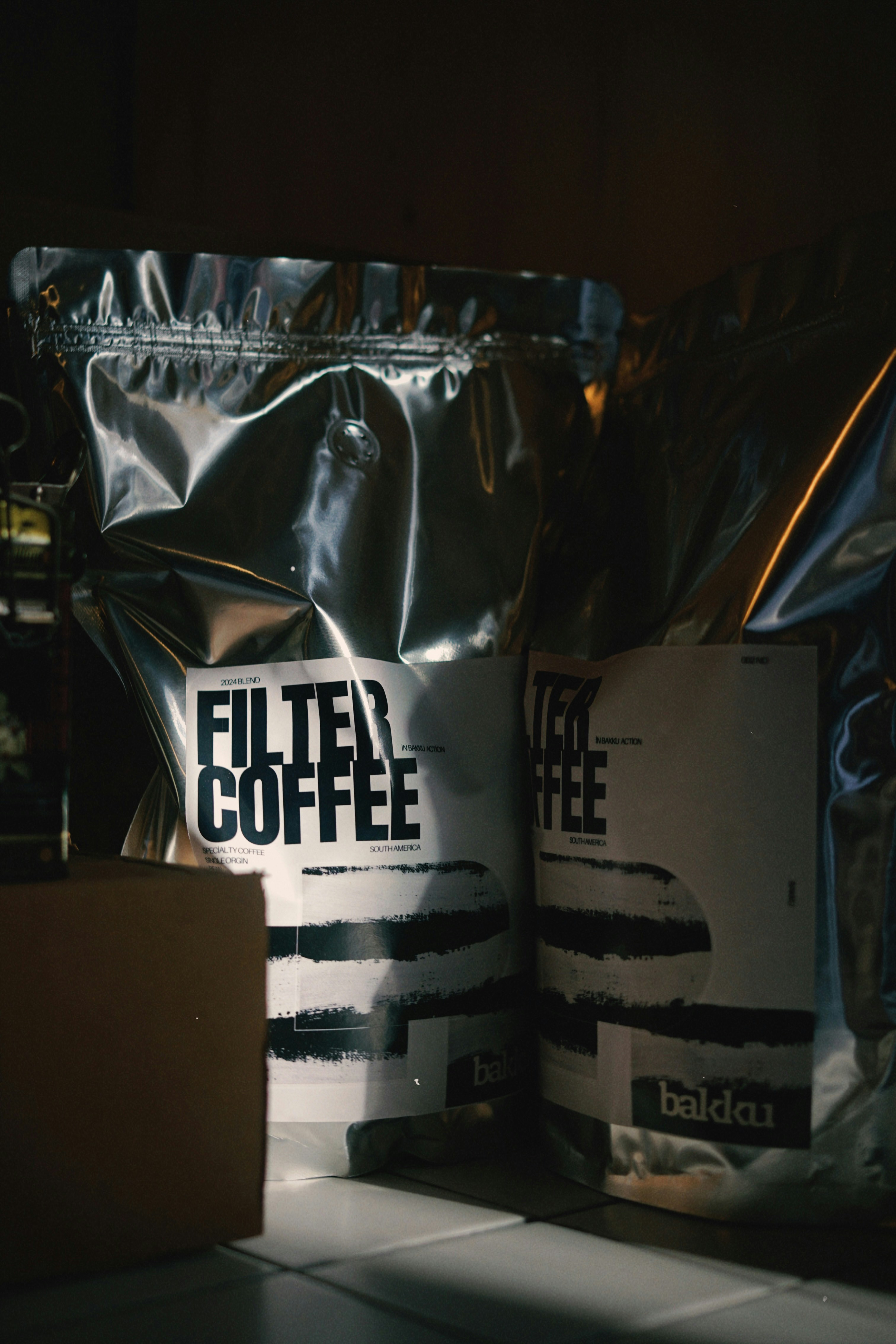 photo-1704414836069-f18920aab411?ixid=M3wxMjA3fDB8MXxzZWFyY2h8Mnx8YnV5JTIwY29mZmVlJTIwZmlsdGVyJTIwcGFwZXJ8ZW58MHx8fHwxNzYzMjY1ODEyfDA\u0026ixlib=rb-4.1.0