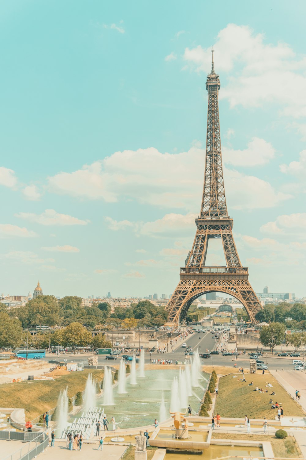 the eiffel tower towering over the city of paris