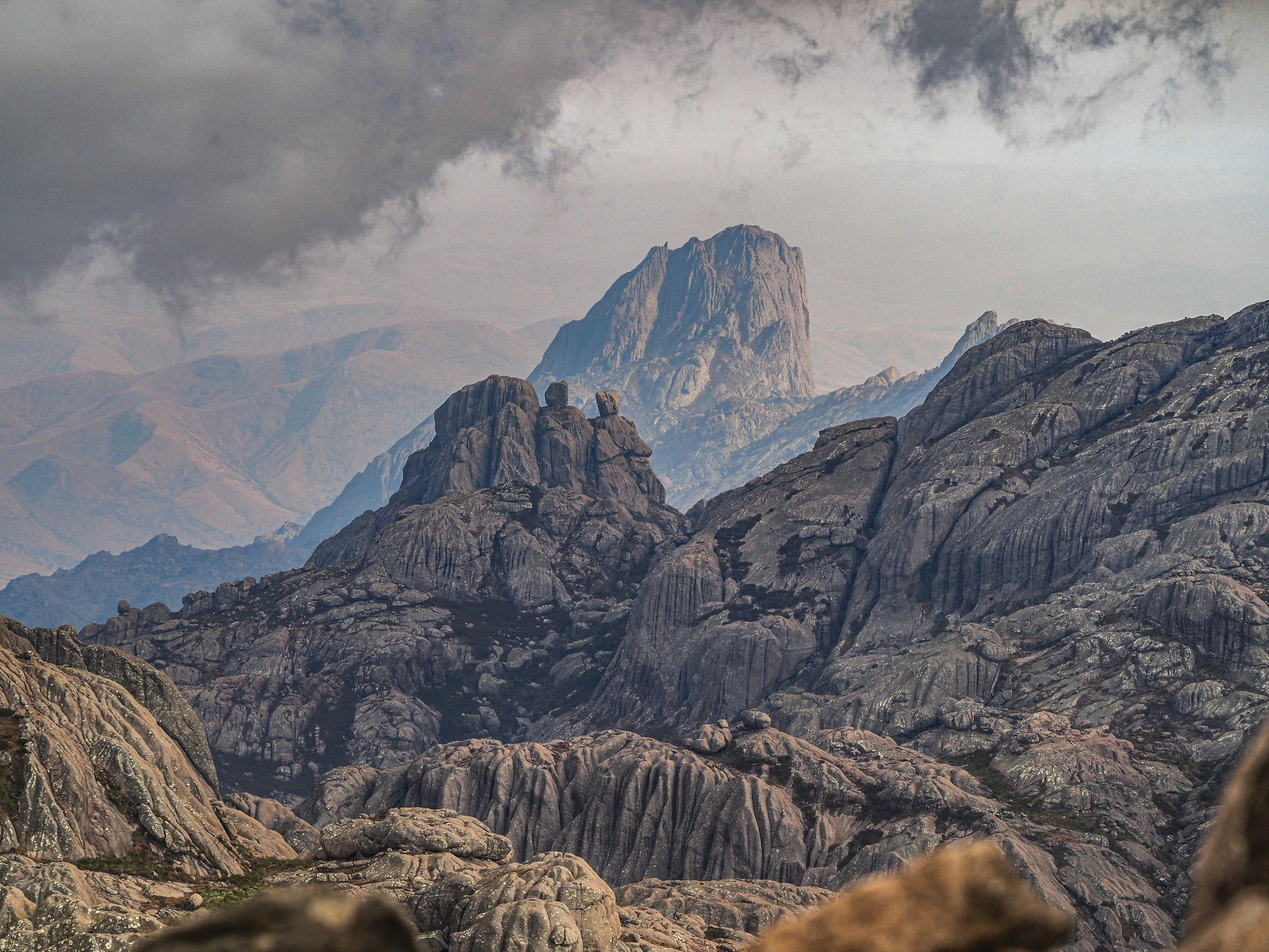 Daily Productive Sharing 887 - What's Wrong with New Year's Resolutions