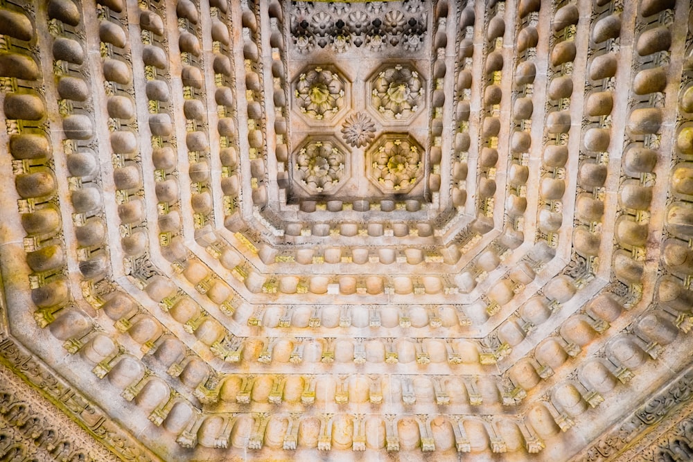 the ceiling of a building is made of stone