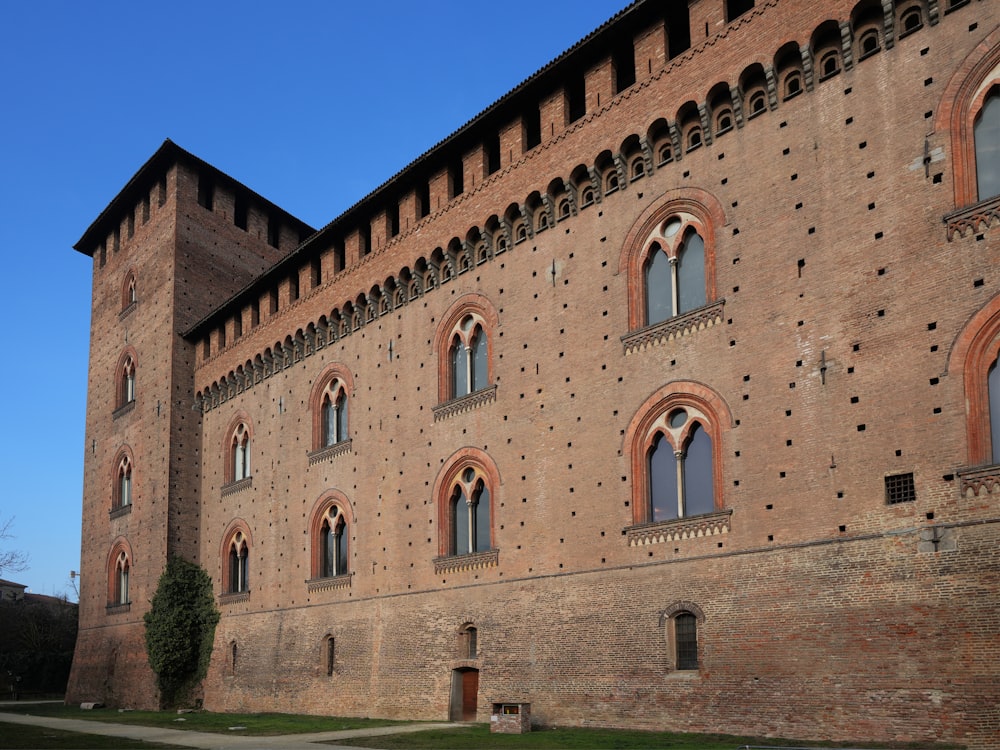 a large brick building with many windows