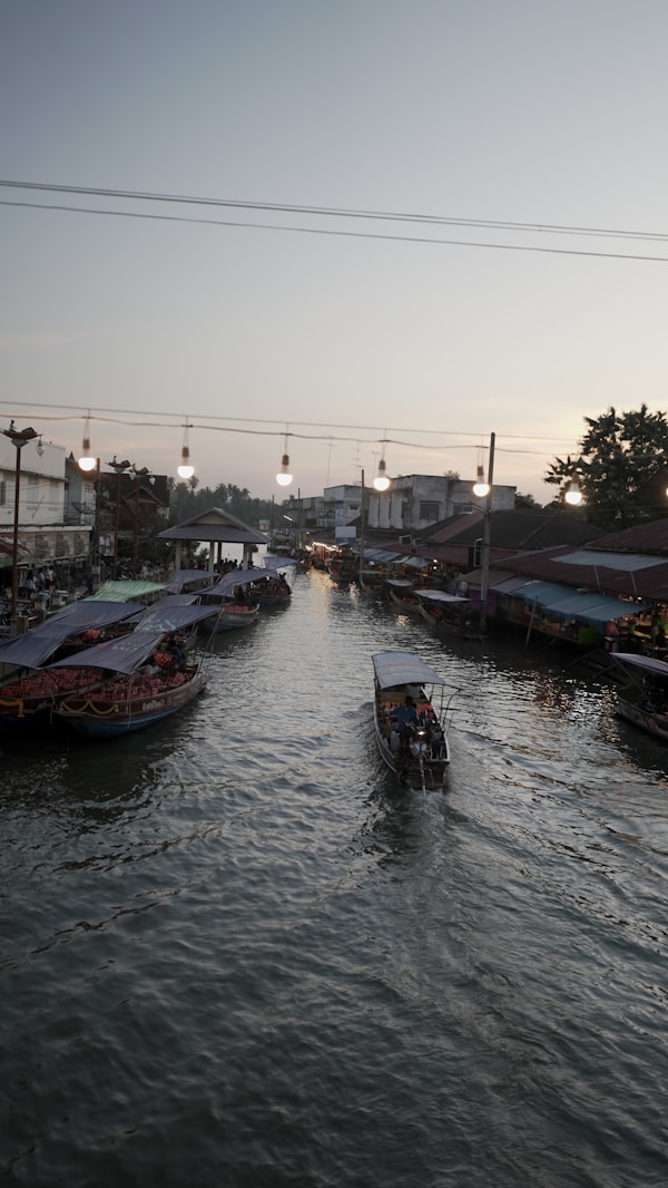 Samut Songkhram Culture & Traditions Travel Guide
