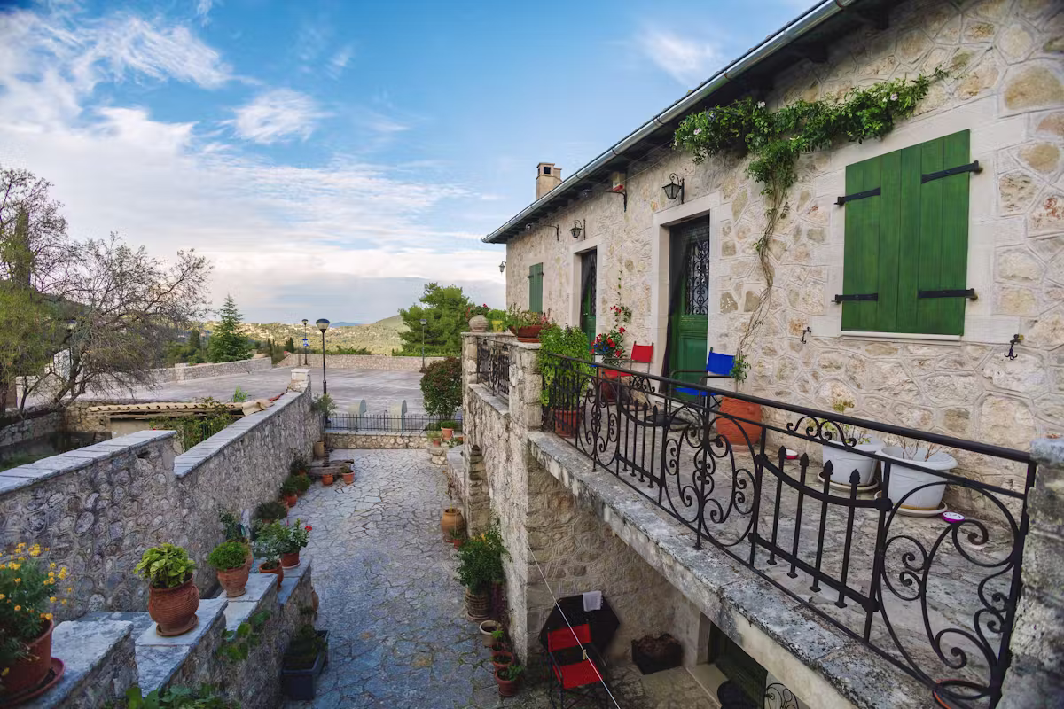 Rénové appartement au pied des sites touristiques à Saint-Rémy-de-Provence — Appartement · Saint-Rémy-de-Provence, Provence