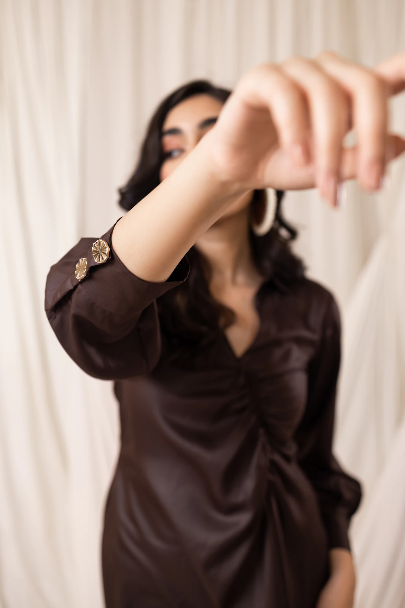 Satijnen slip-dress in espresso