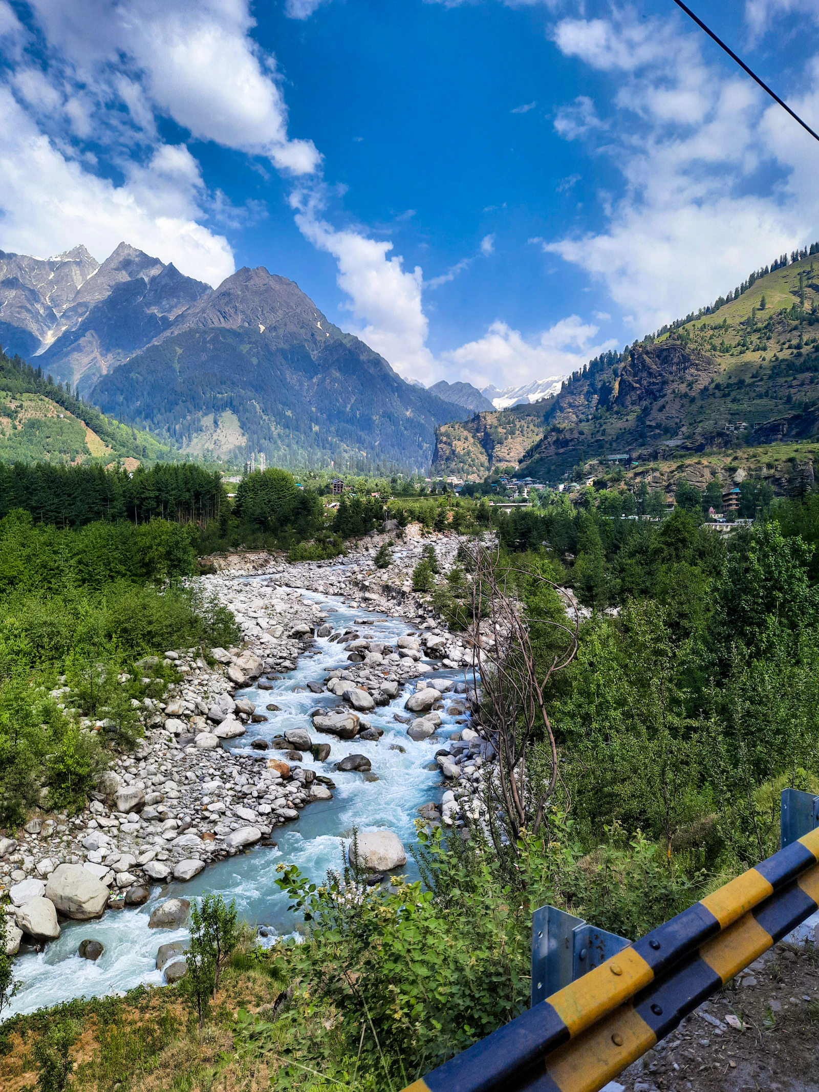 Old Manali Apple Orchard Villa & Mountain Staycation preview 5