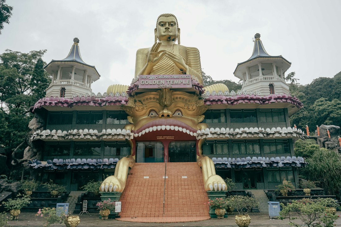 Colombo to Sigiriya One Day Tour