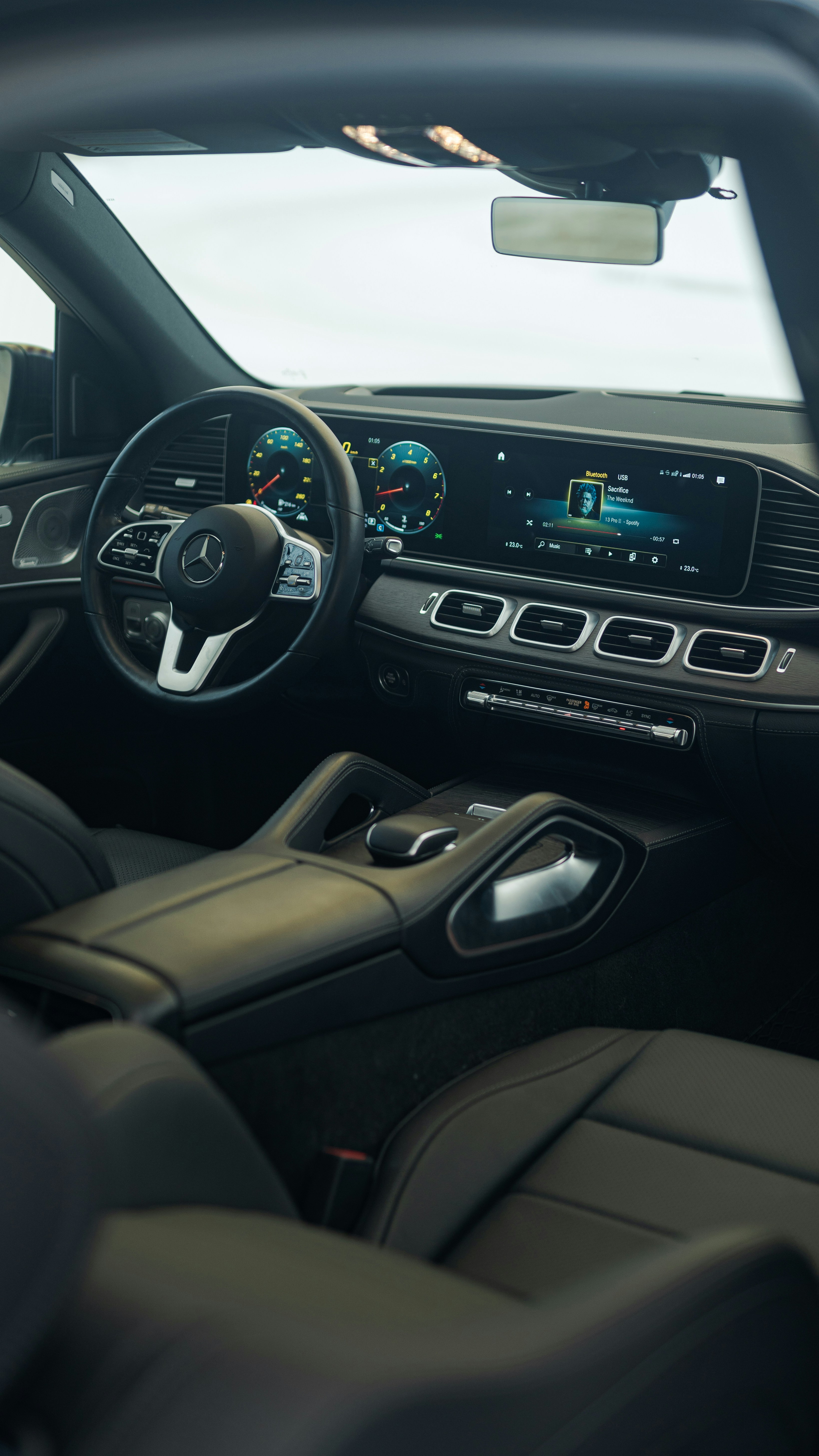 luxury car interior, wallpaper, Pagani Interior: A Look Inside Automotive Art 4