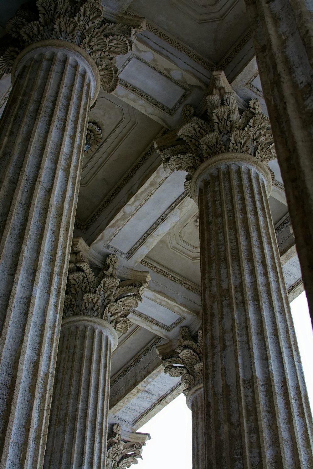 the columns of a building are intricately decorated