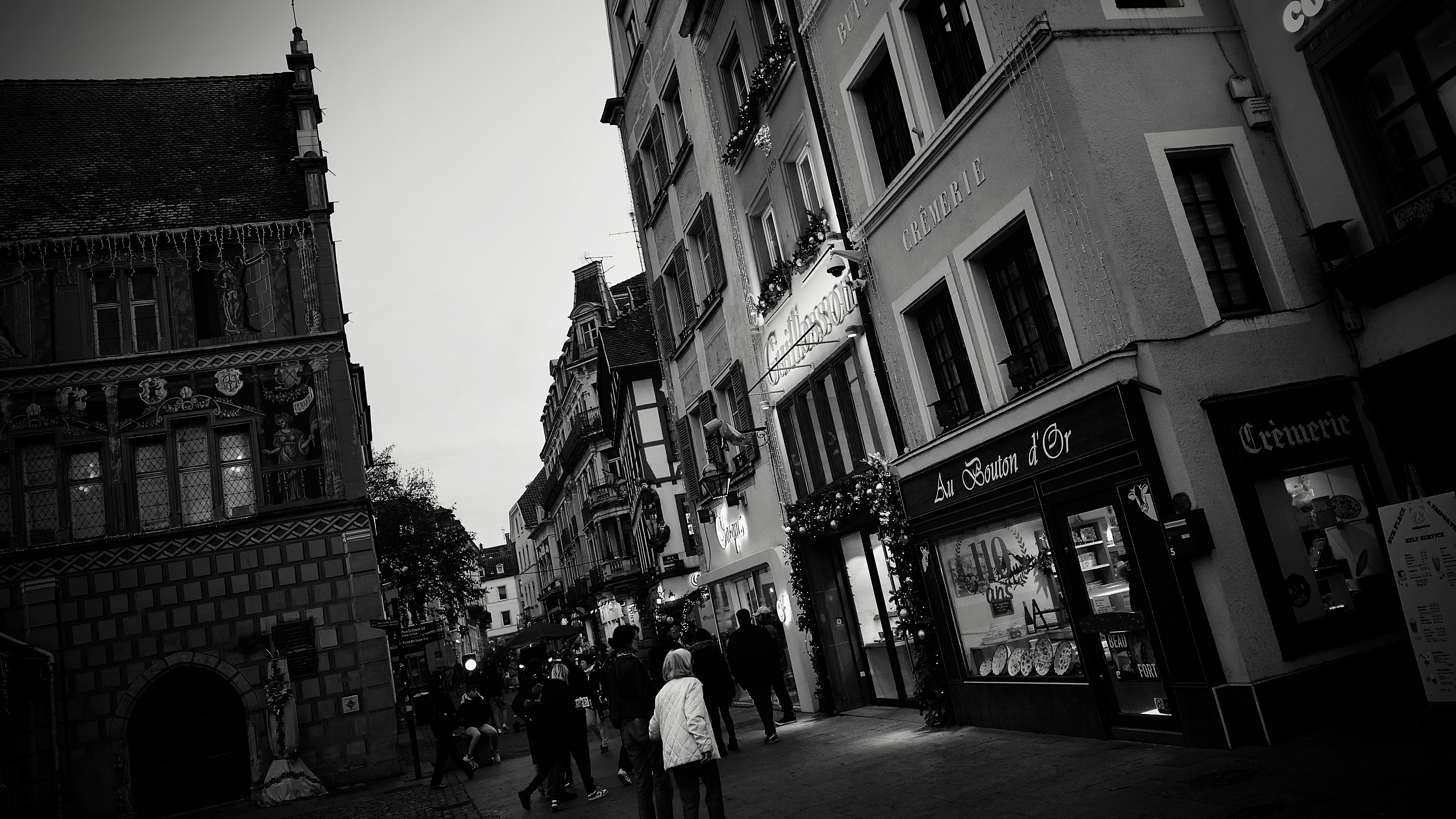 Photo by christiangafenesch