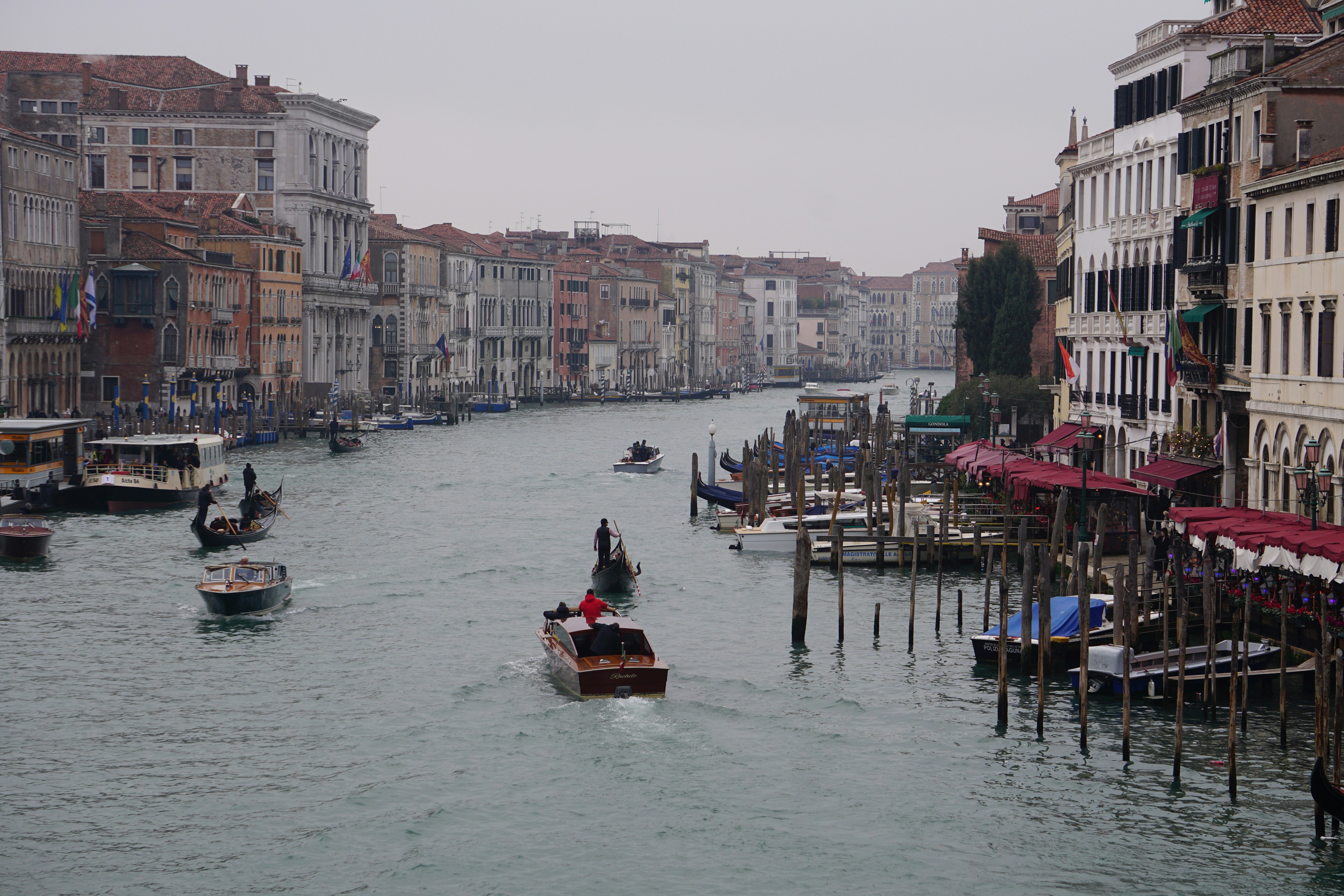 Photo by vladanraznatovic