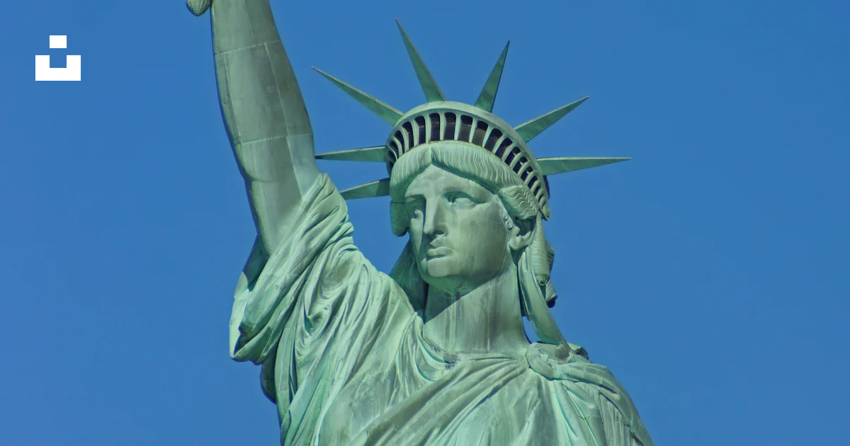 Générique Torche de la Statue de la Liberté, Couronne de la Statue de la Liberté, Torche et couronne de la Statue de la Liberté, Costume d'Halloween pour enfant adultes Générique Torche de la Statue de la Liberté, Couronne de la Statue de la Liberté, Torche et couronne de la Statue de la Liberté, Costume d'Halloween pour enfant adultes