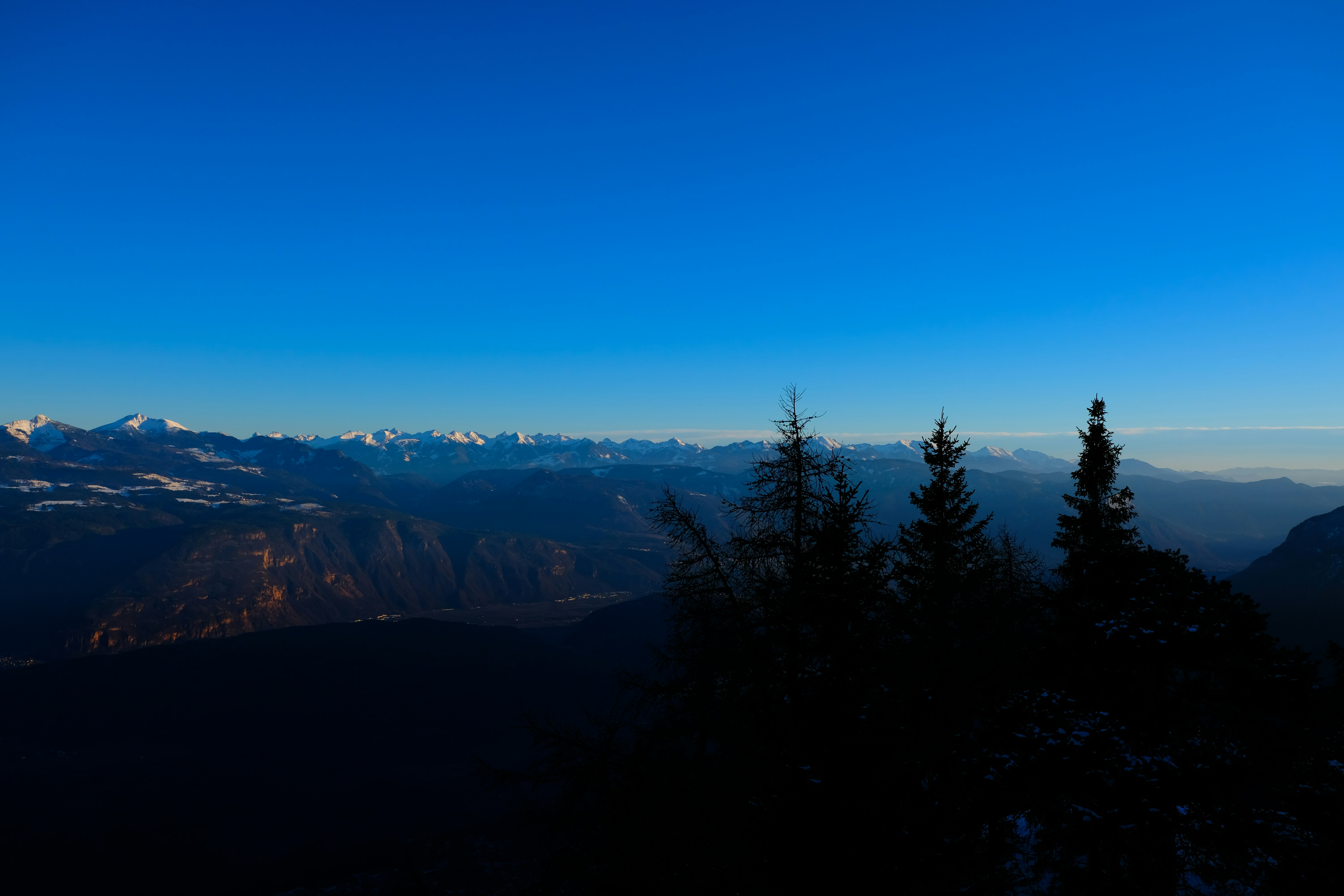 Photo by zeroquattroart