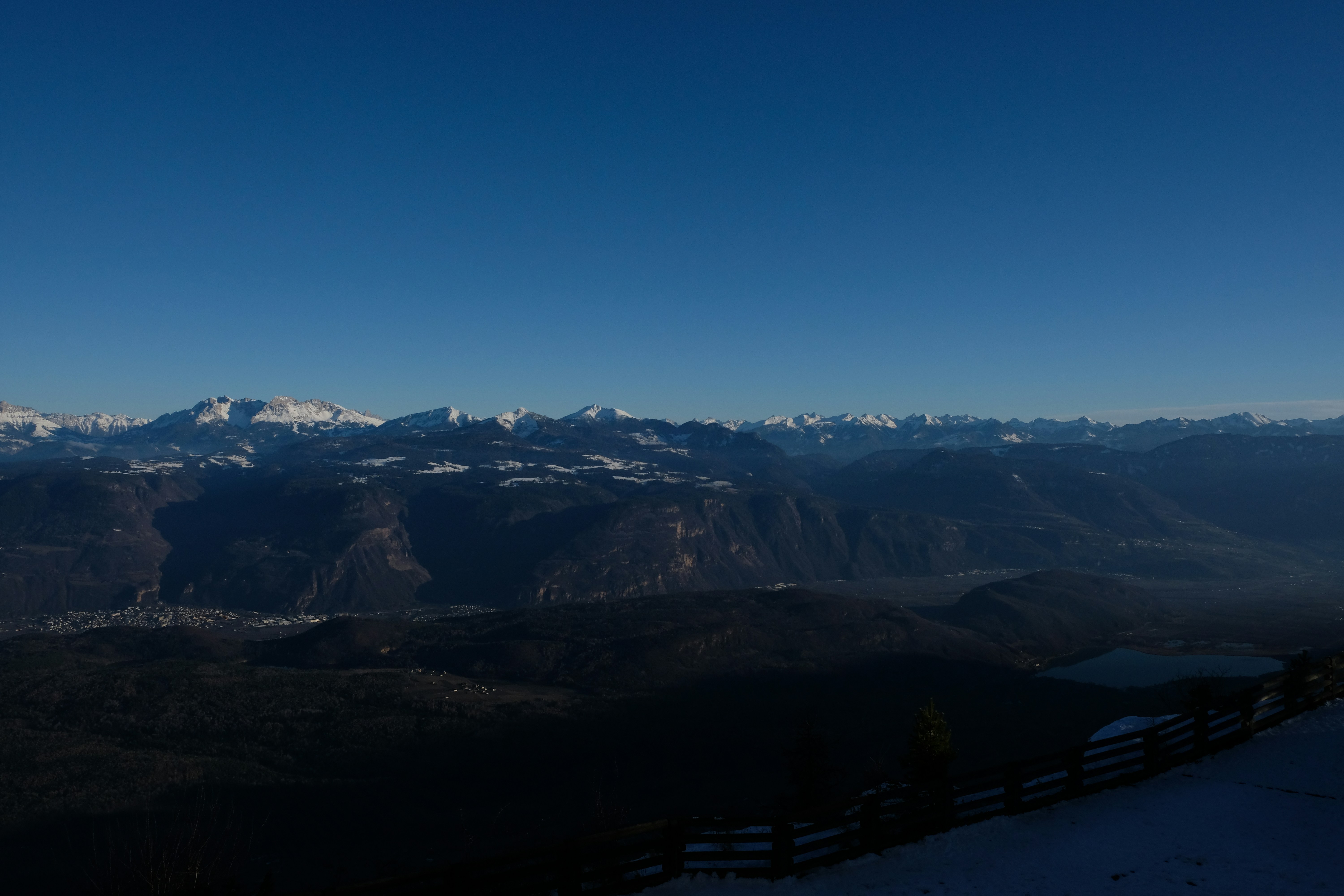 Photo by zeroquattroart