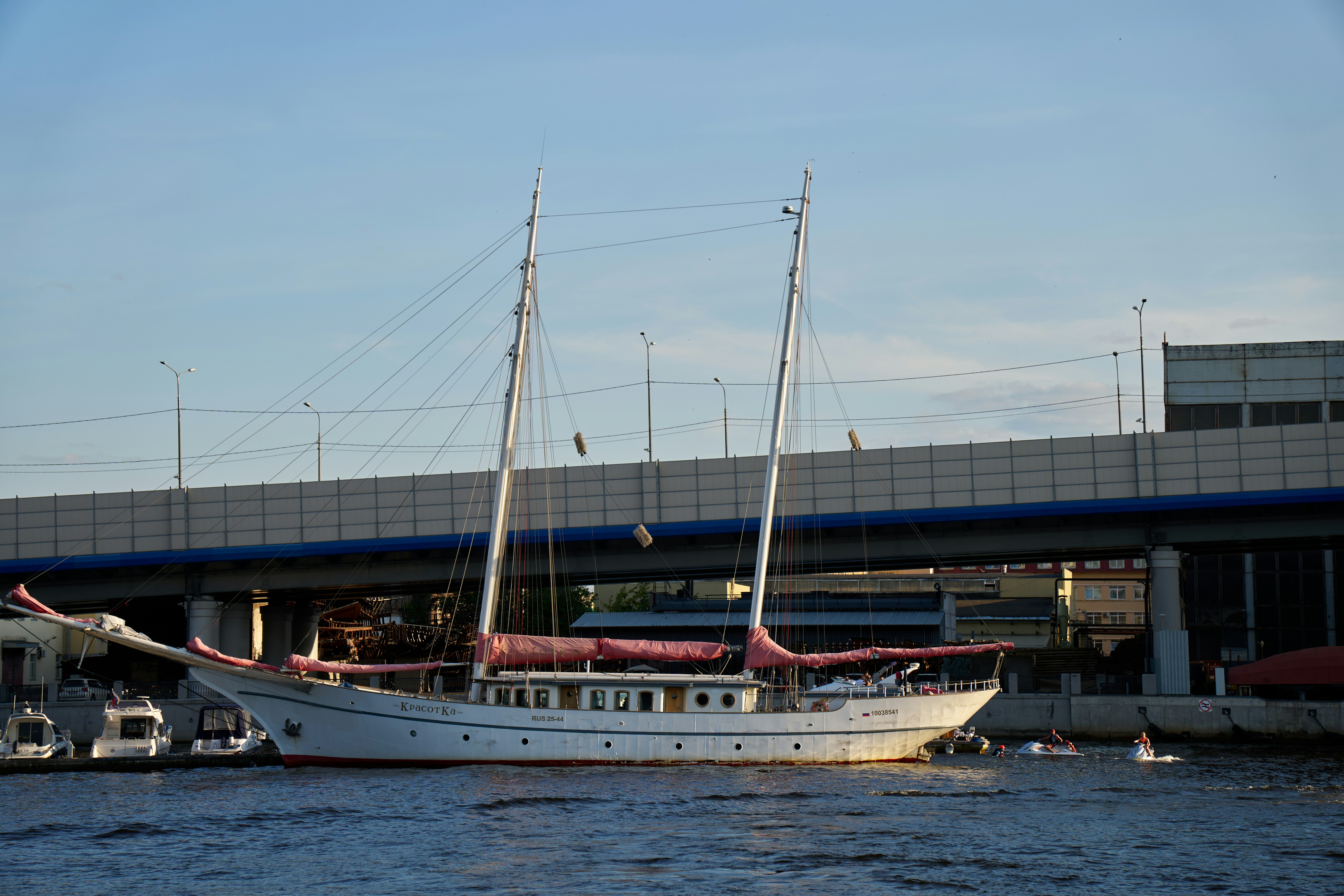 Photo by lostillusion