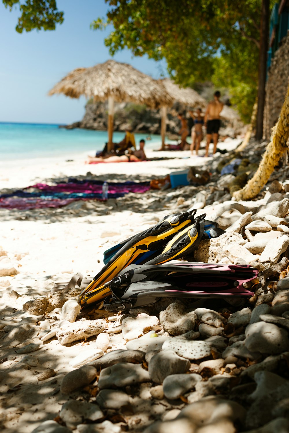 a bunch of items that are on a beach