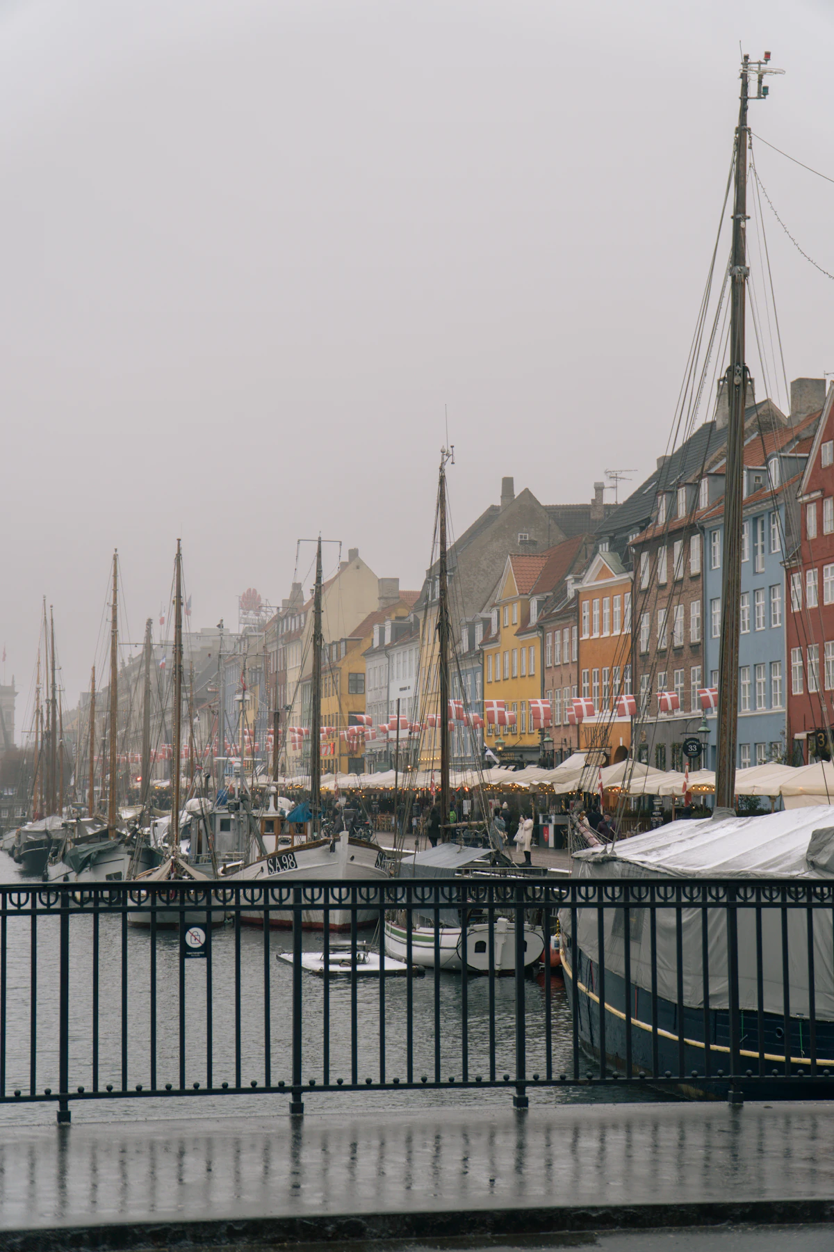 Case colorate nel porto di Nyhavn, Copenaghen