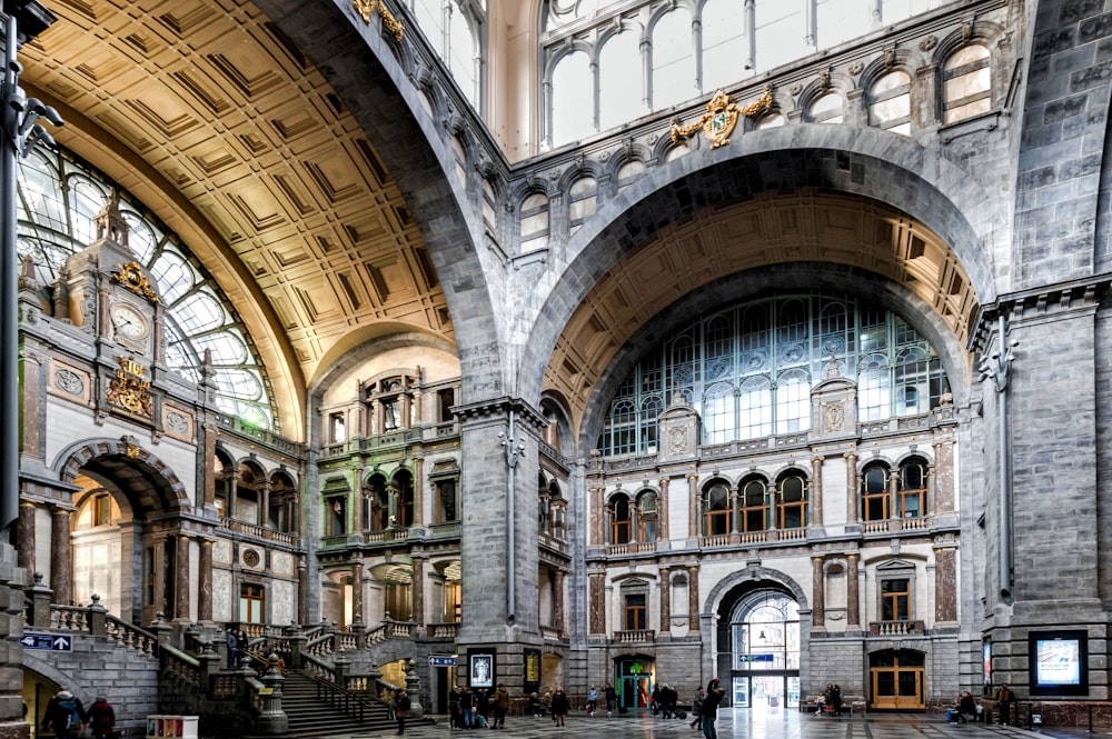 the inside of a large building with a lot of windows