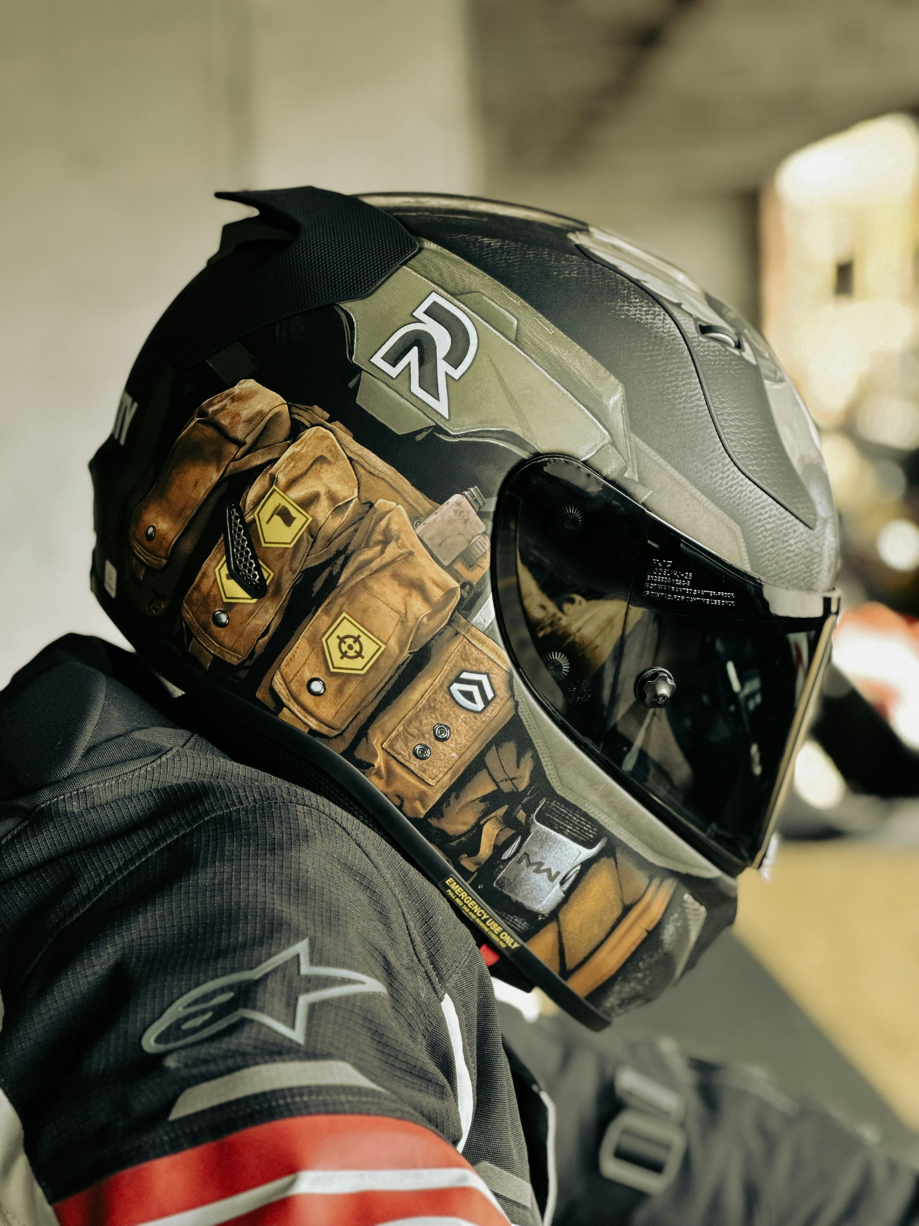 Casco edición call of duty para motociclista