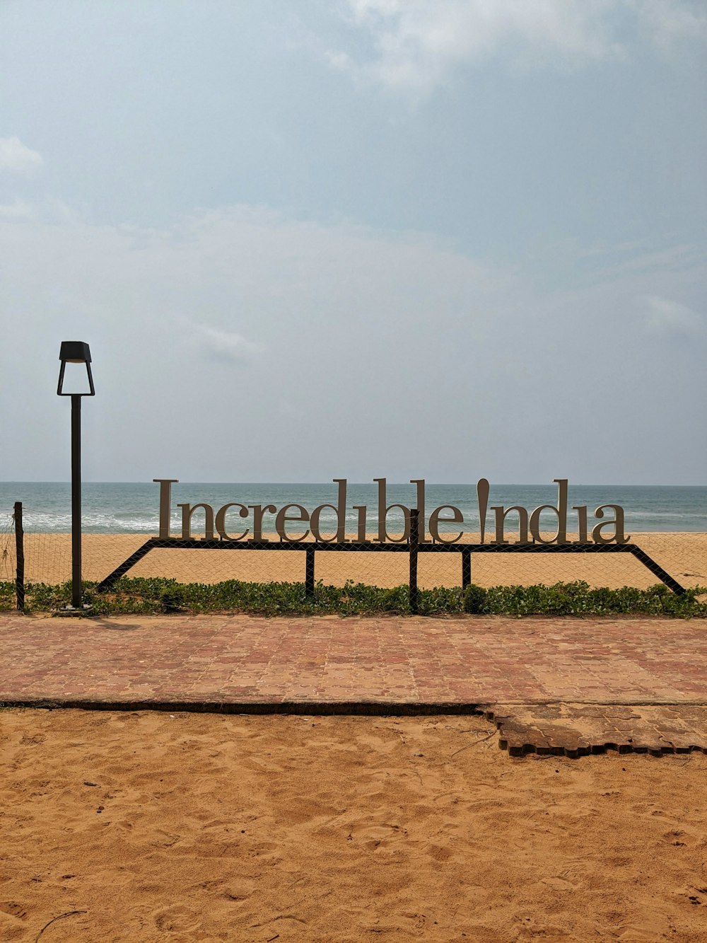 there is a sign that says incredible india