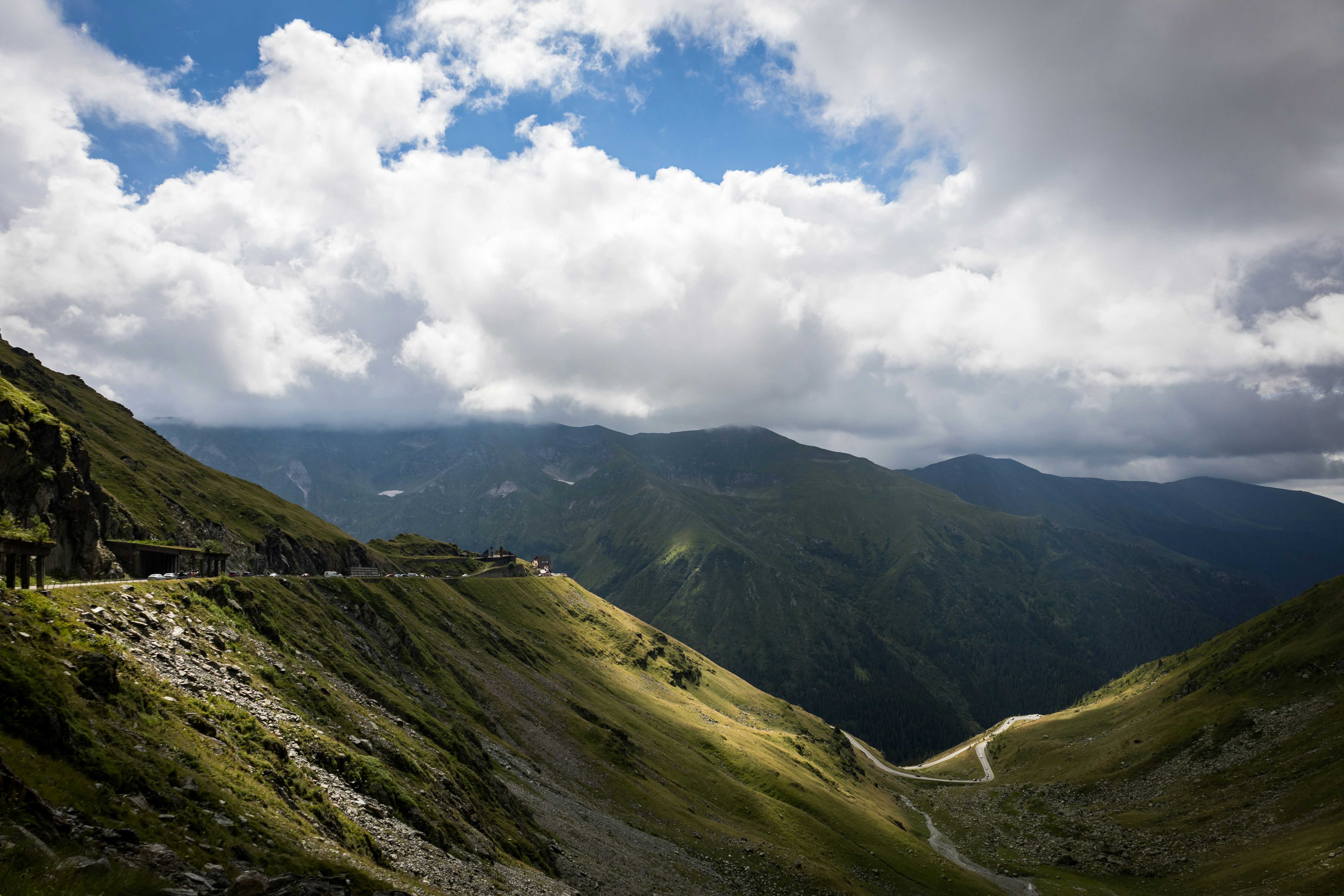 Photo by isabeladrasovean