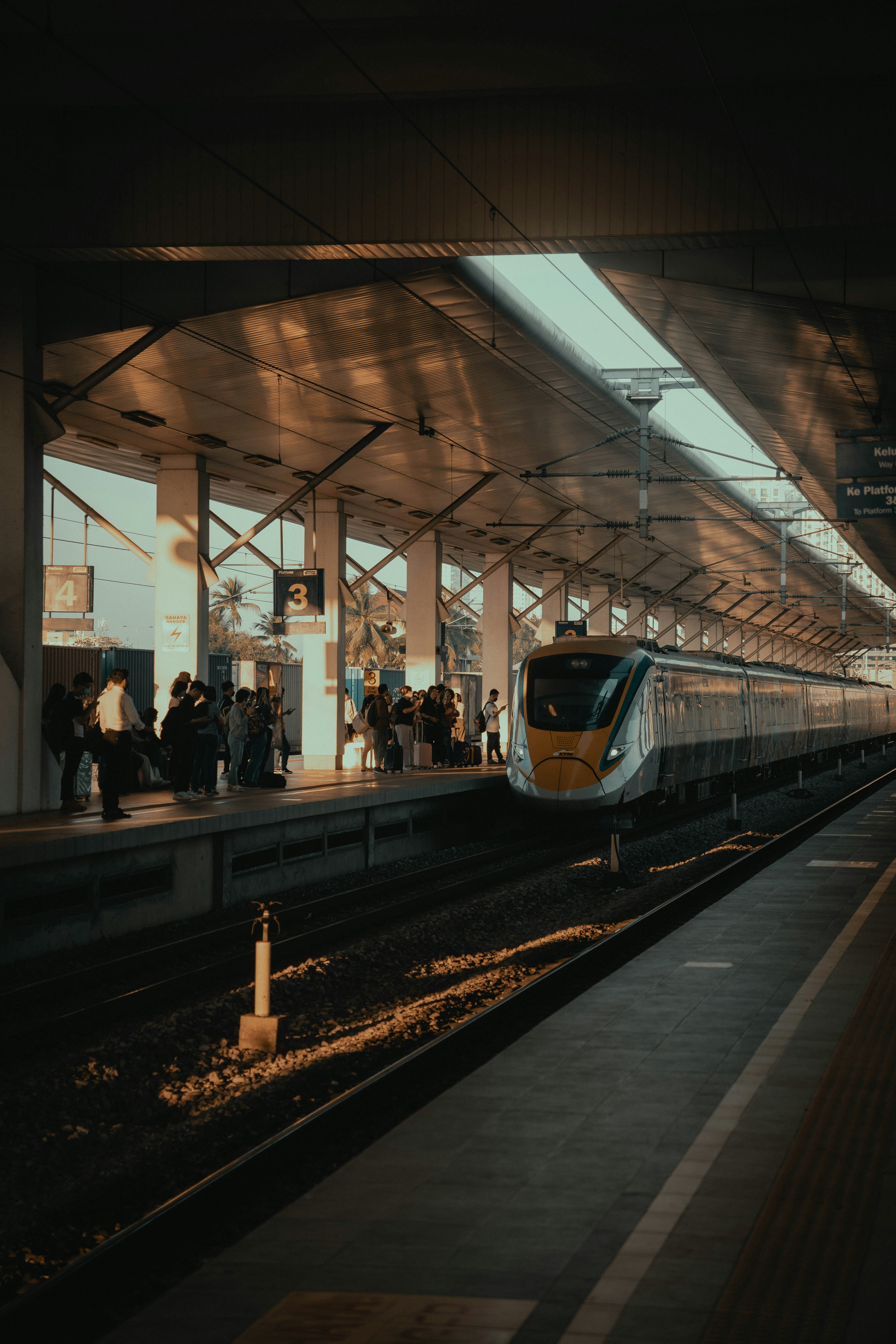 Photo by helloguberan