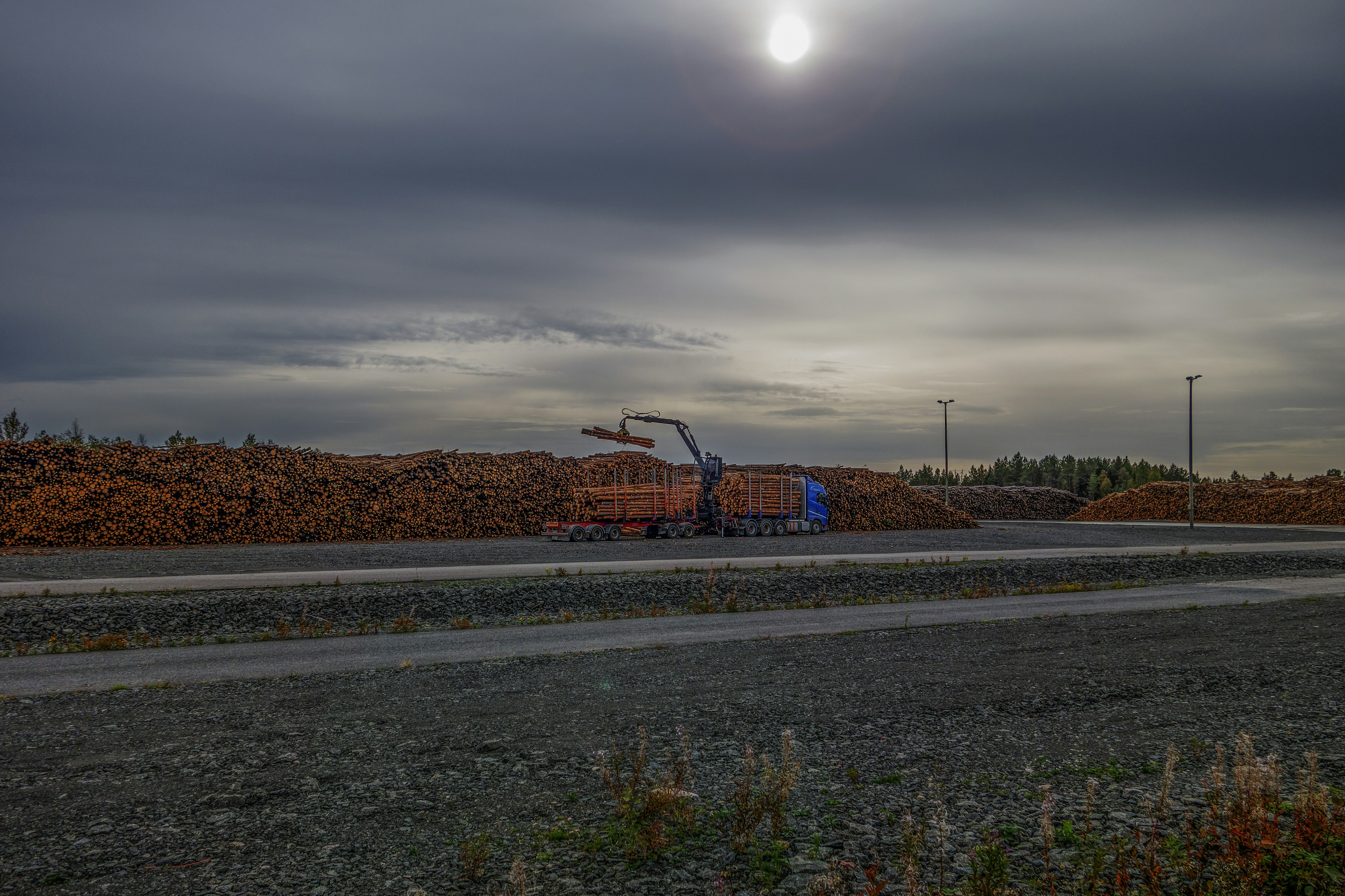 a truck is parked on the side of the road