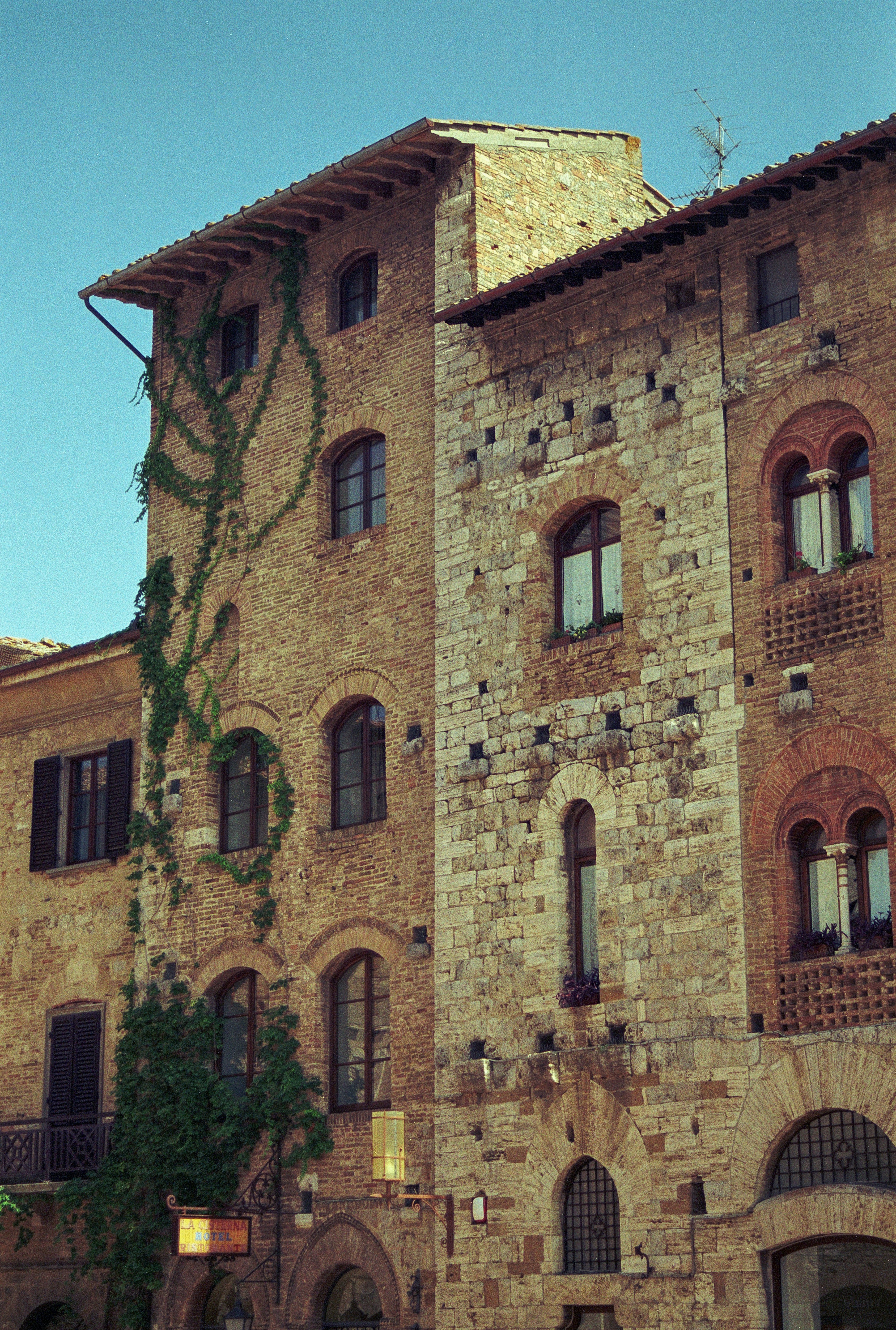 Photo by artistseyes