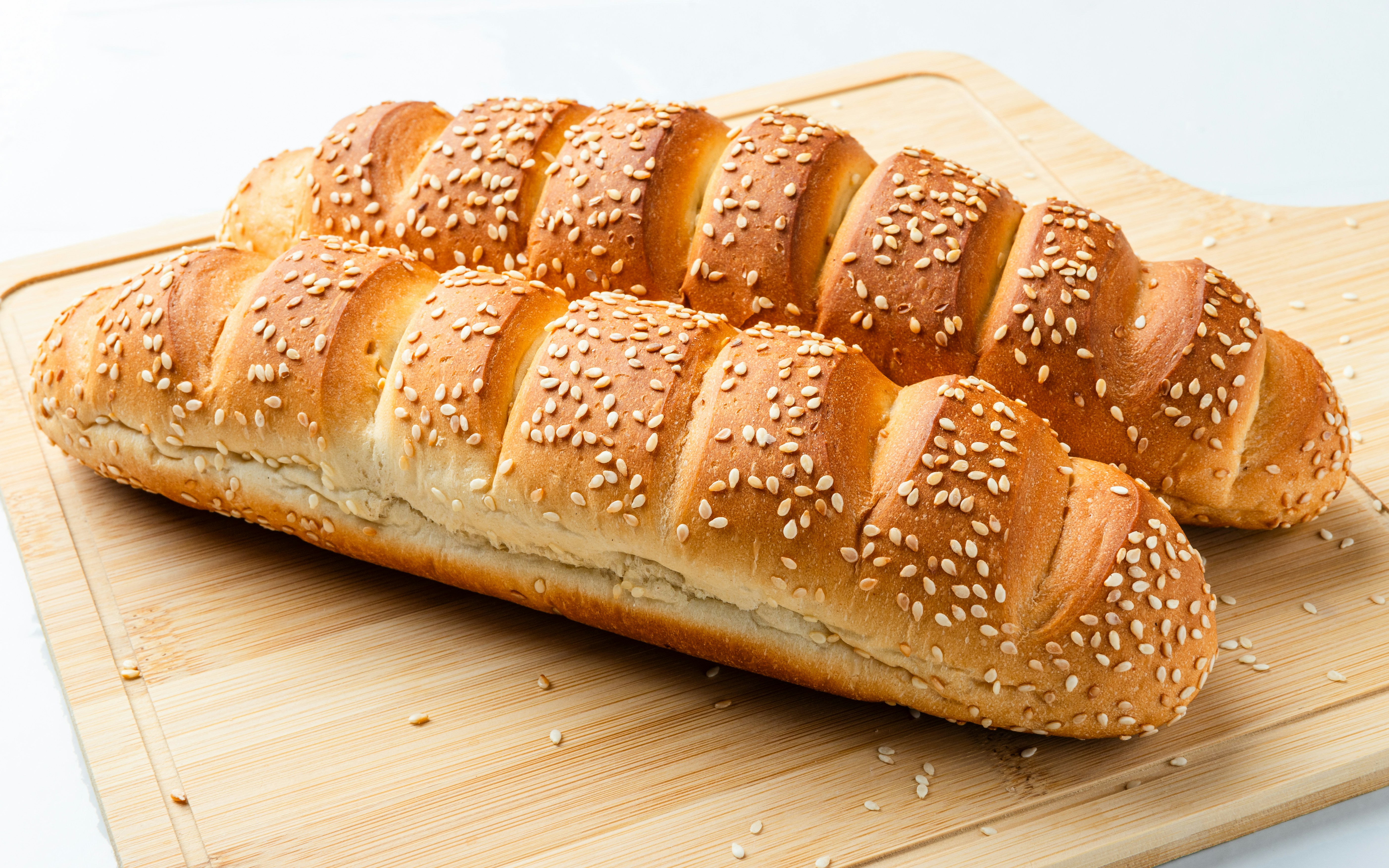 Pão integral com grãos e sementes