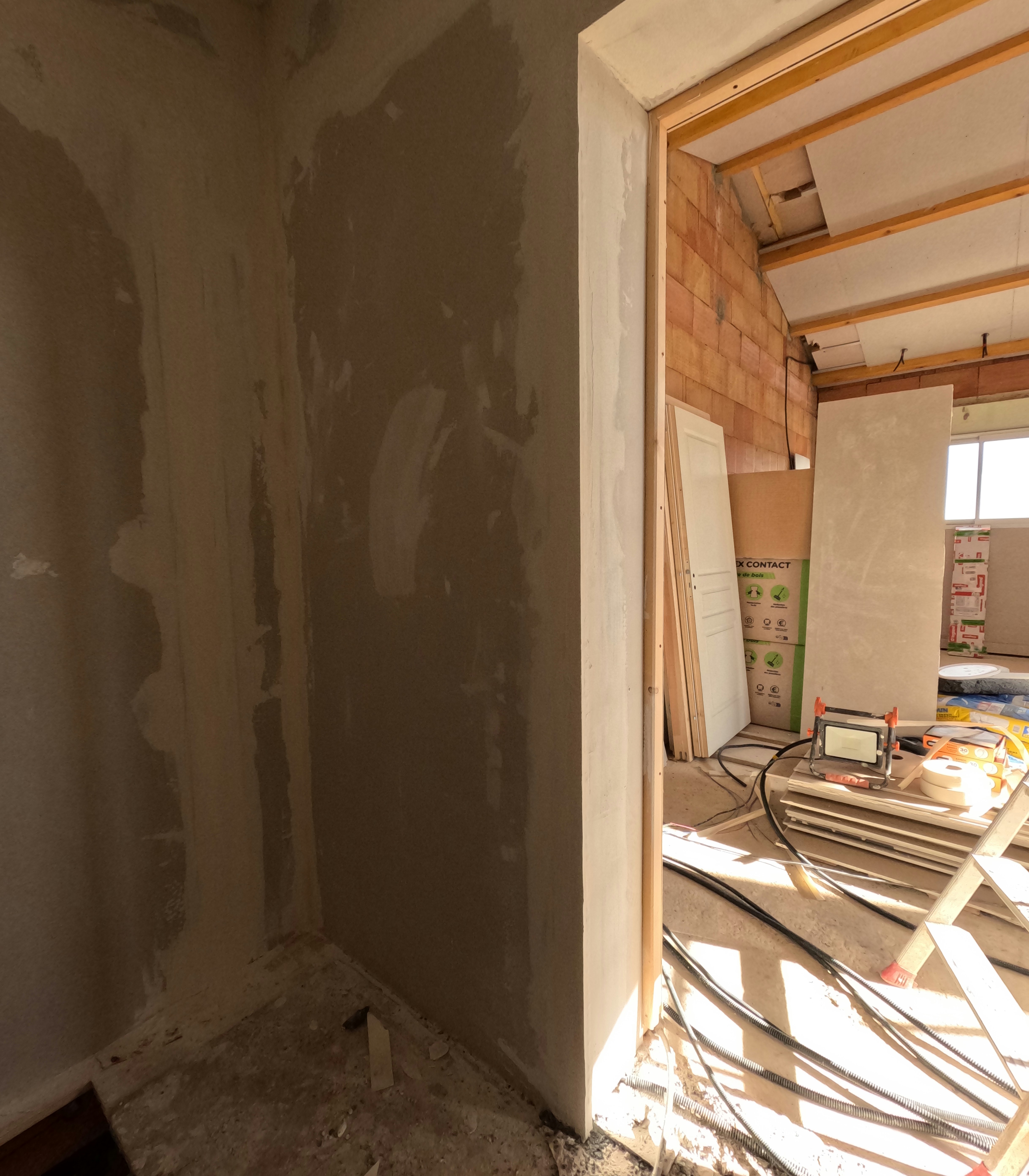 Internal wall plastering at Indian construction site