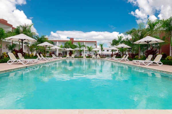 Pool outdoor Pinecrest