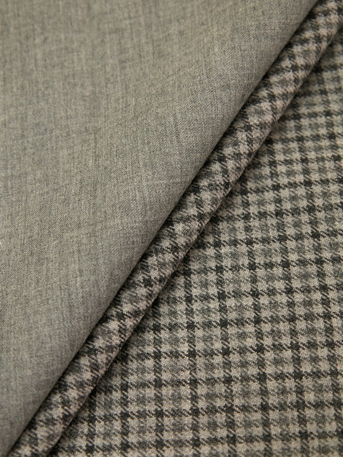 Checked suiting fabric