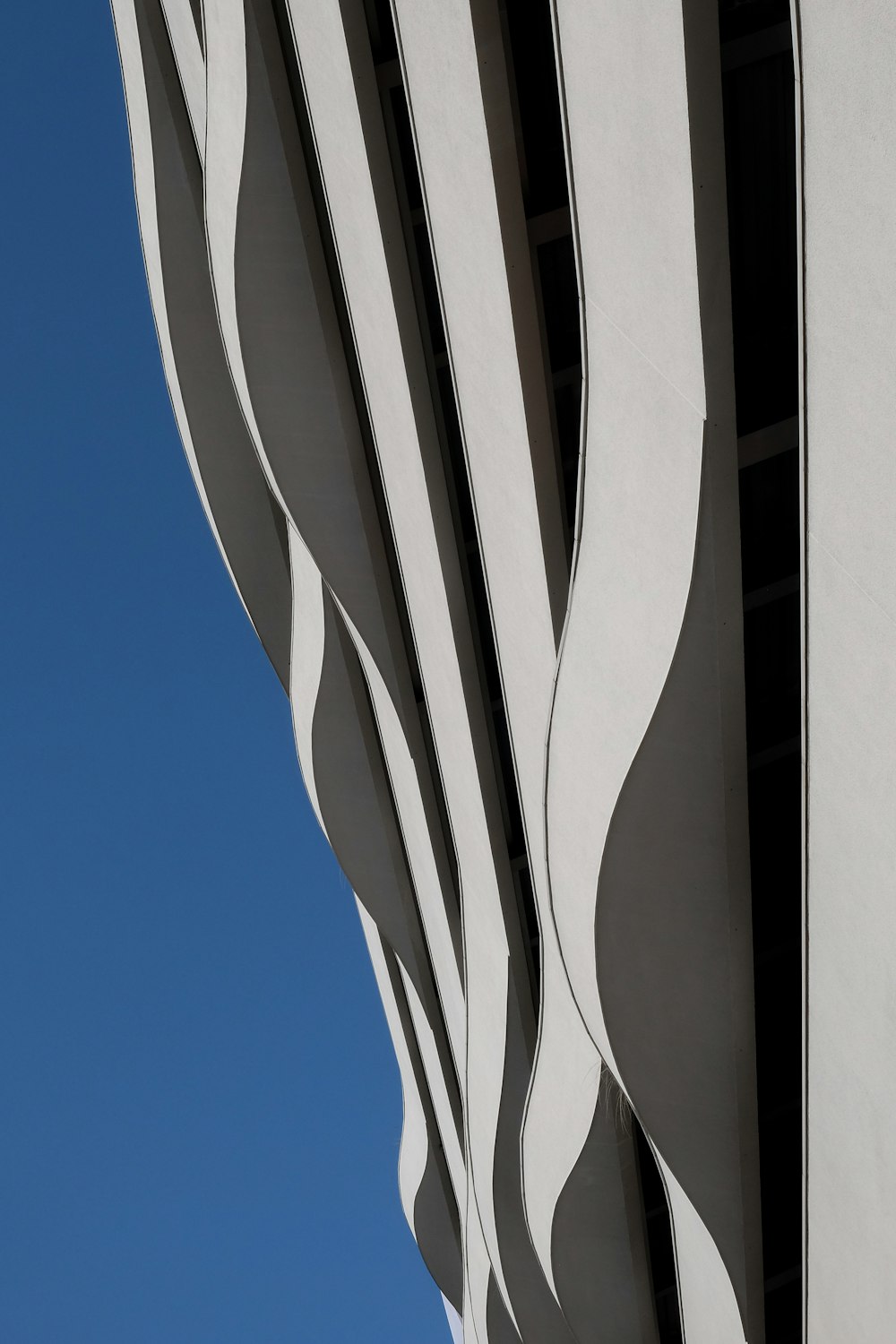 un primo piano del lato di un edificio