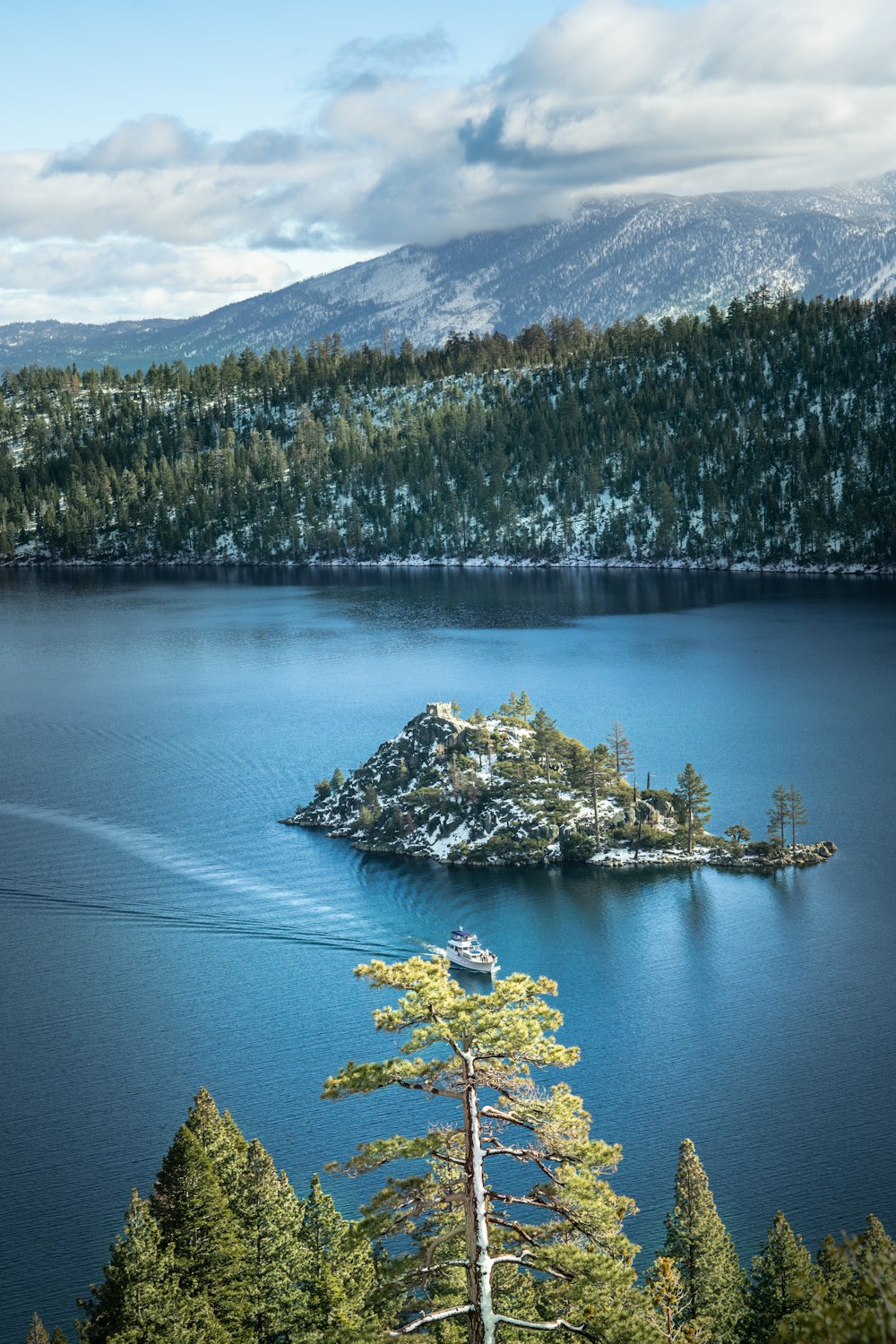 a small island in the middle of a lake