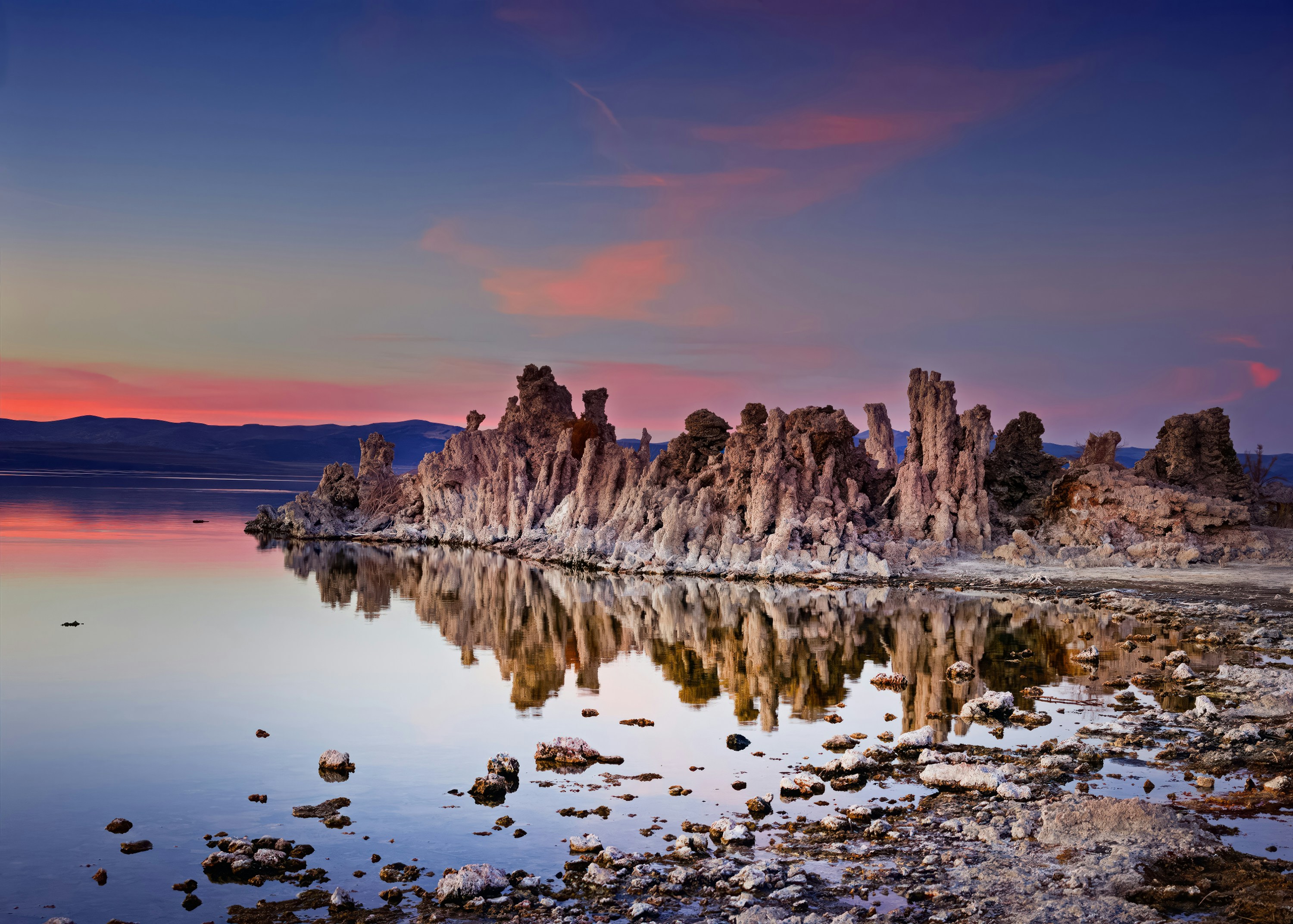 Mono Lake, USA - Mono Lake in California