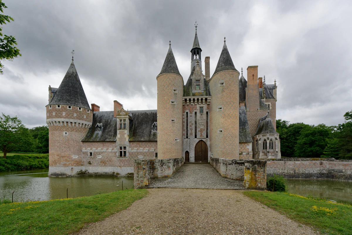 Tours 2026 : au cœur du Val de Loire, un marché abordable porté par la jeunesse et le TGV