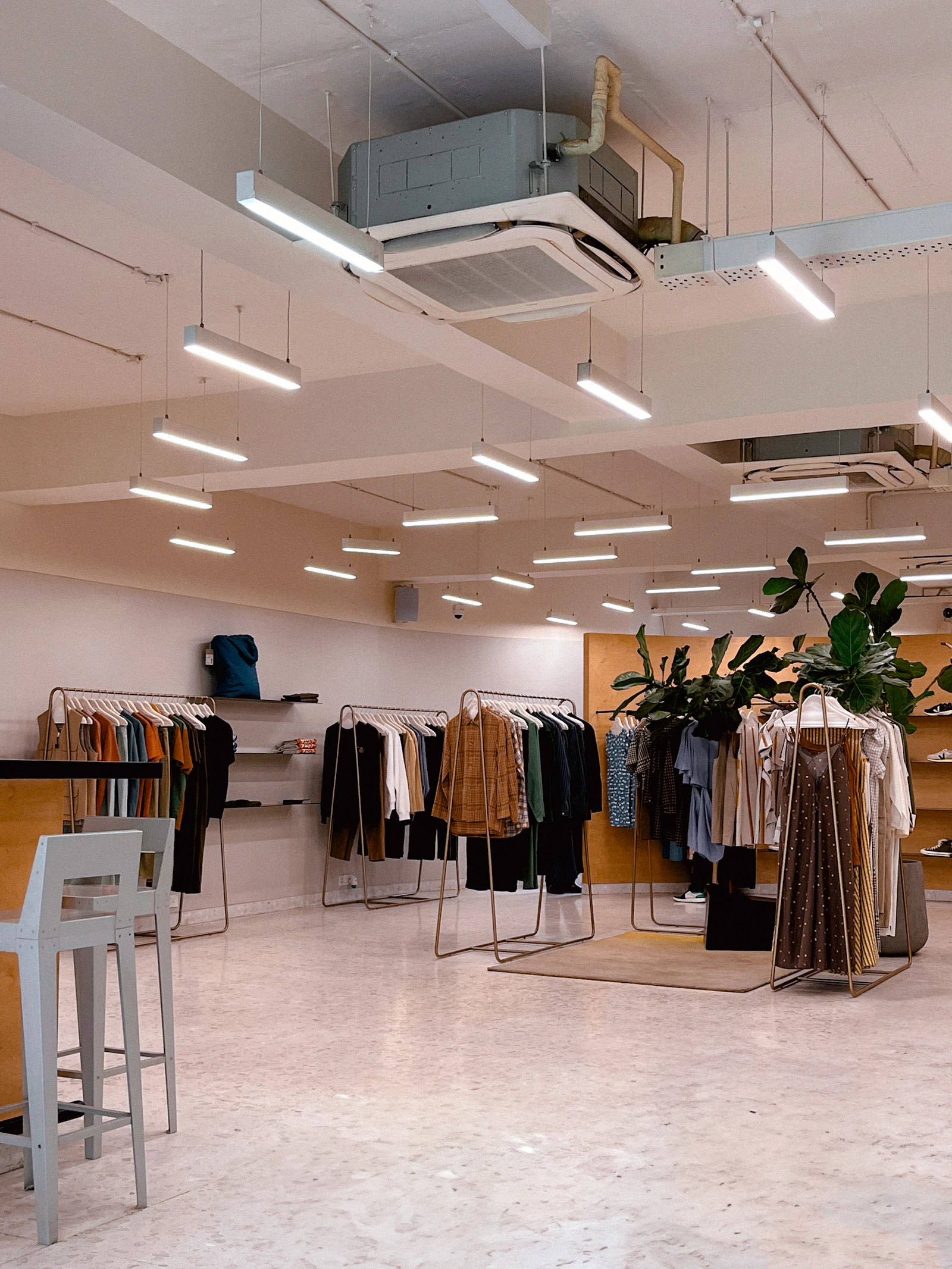 Renovating a Store Without Turning the Lights Off